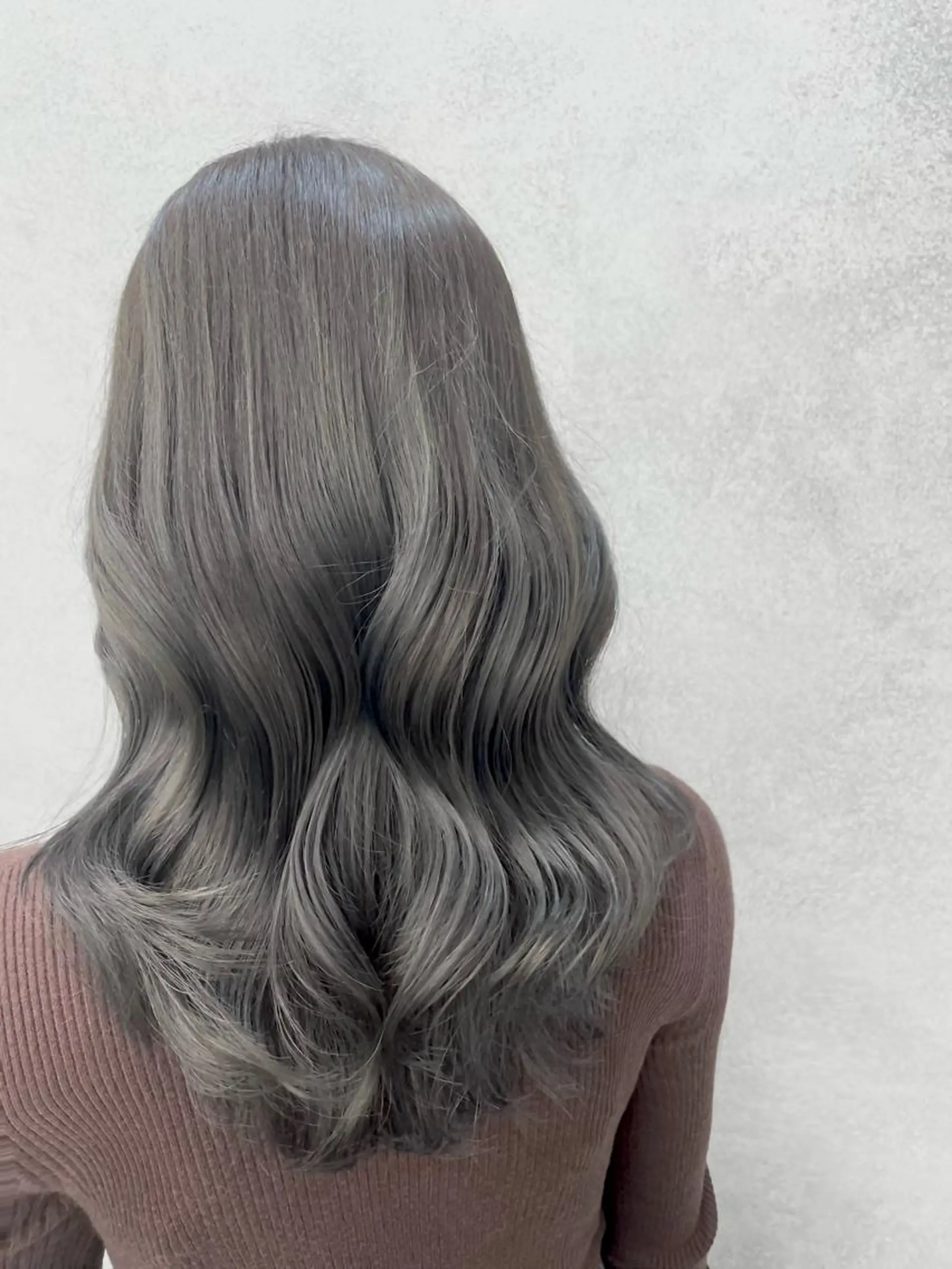 ロング カラー ヘアアレンジ 口コミ高評価✨ 安達ももかのマツエク・マツパデザイン