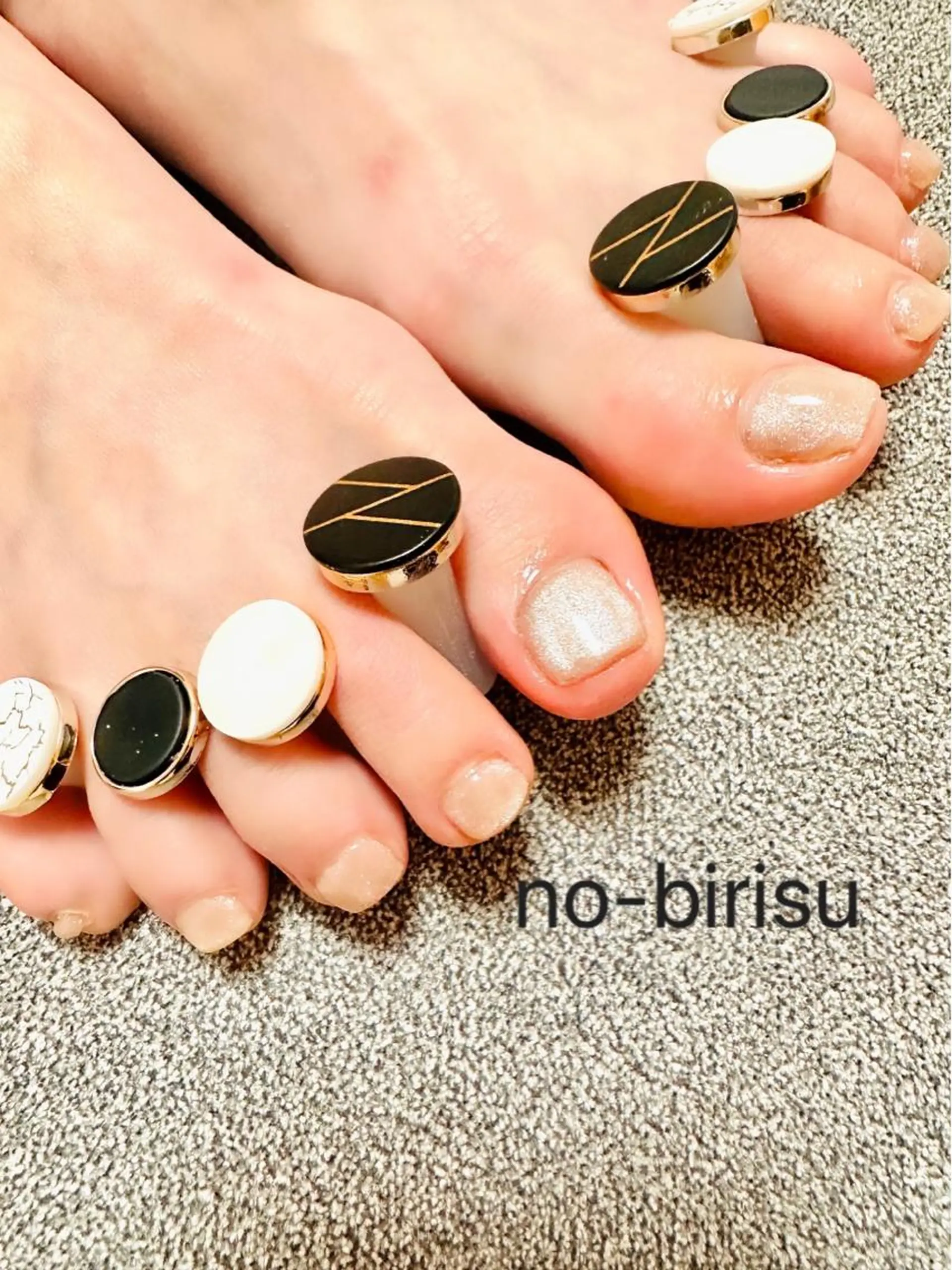 ネイル マグネットネイル ハンドネイル no-birisu nailのネイルデザイン