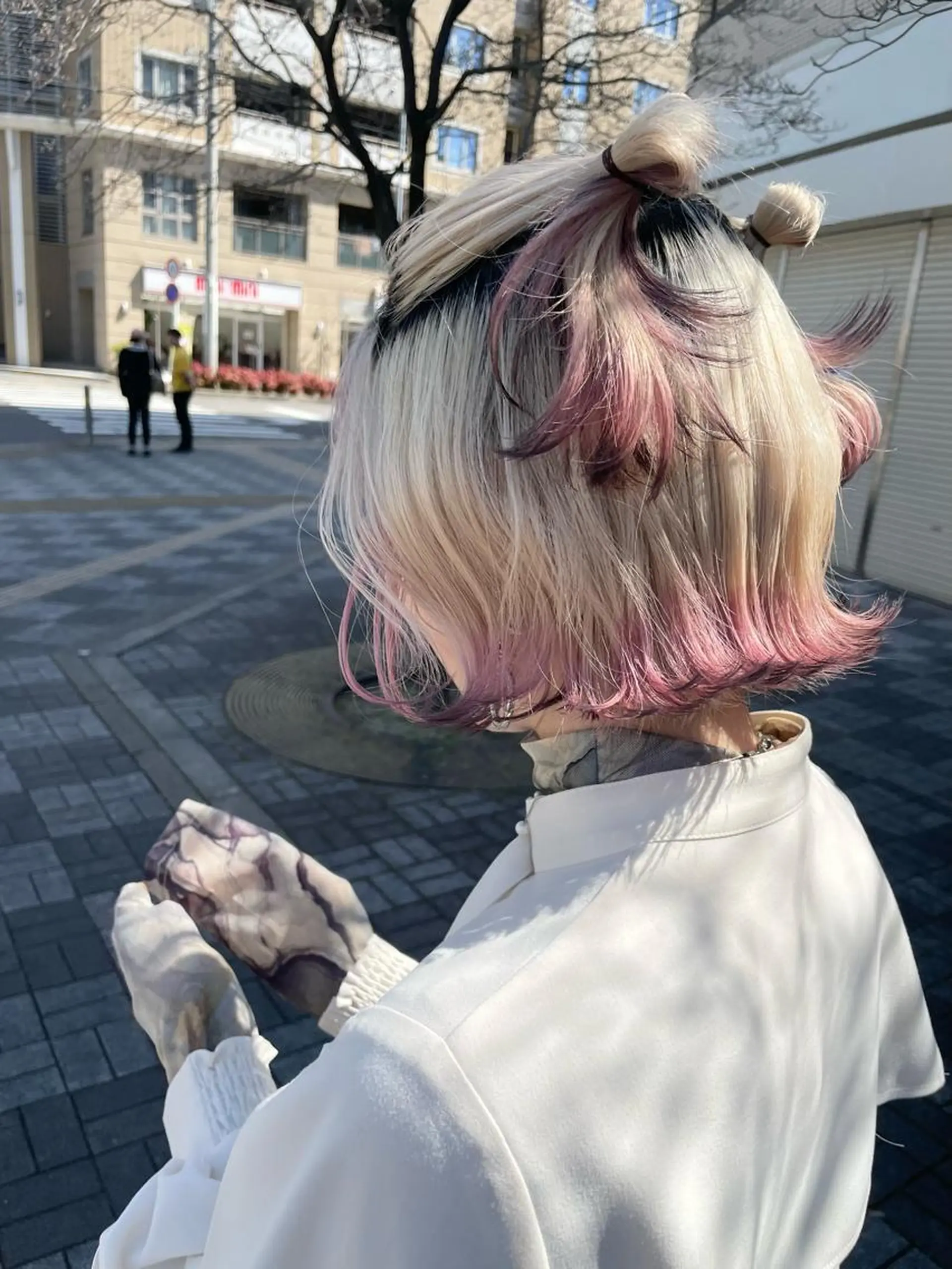 ミディアム AIRI🌸 ブリーチカラー🎀のヘアスタイル