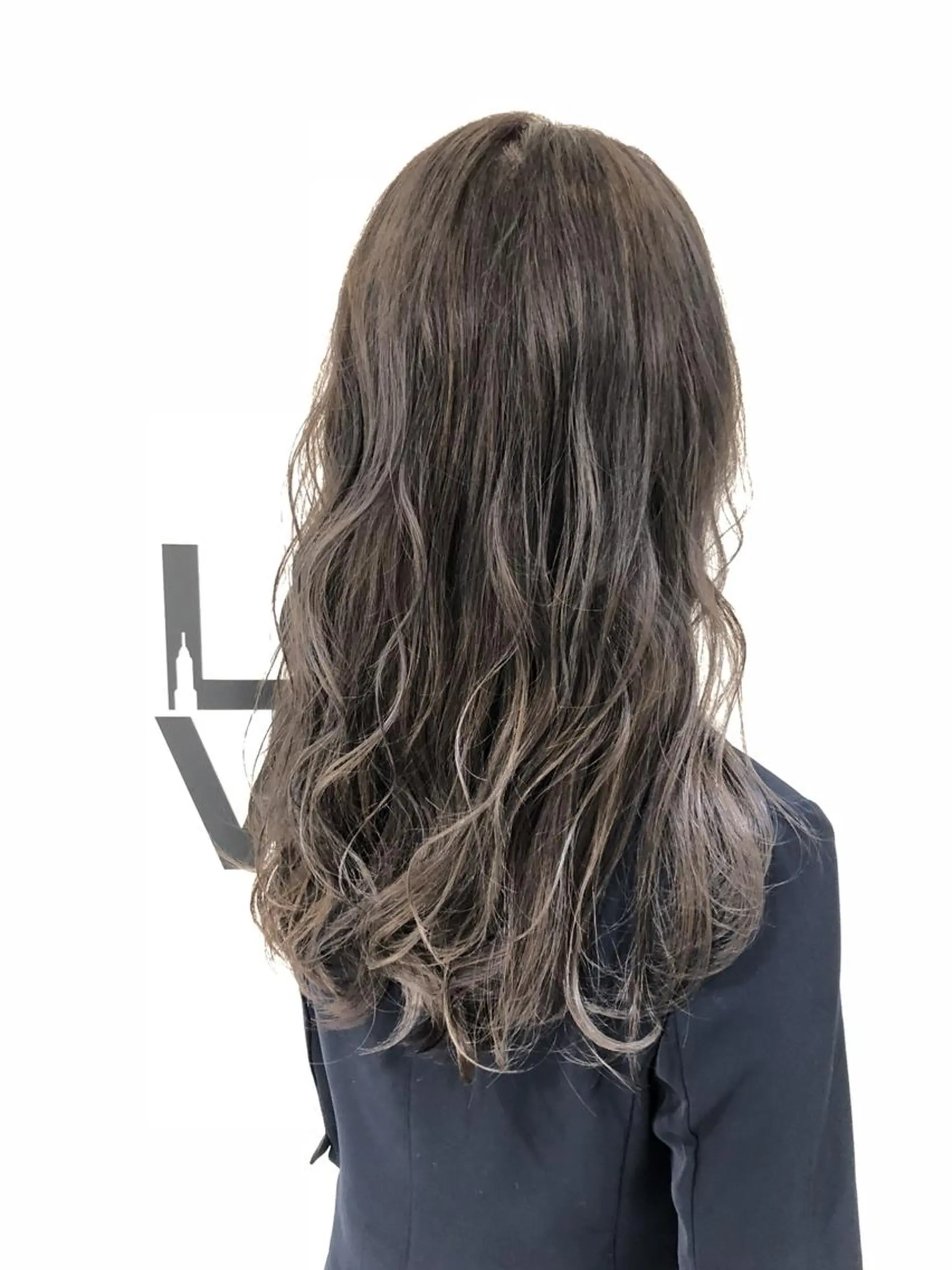 ロング 外国人風カラー カット ヘアカラー トリートメント ショートが得意✂️ 藤城建太のヘアスタイル