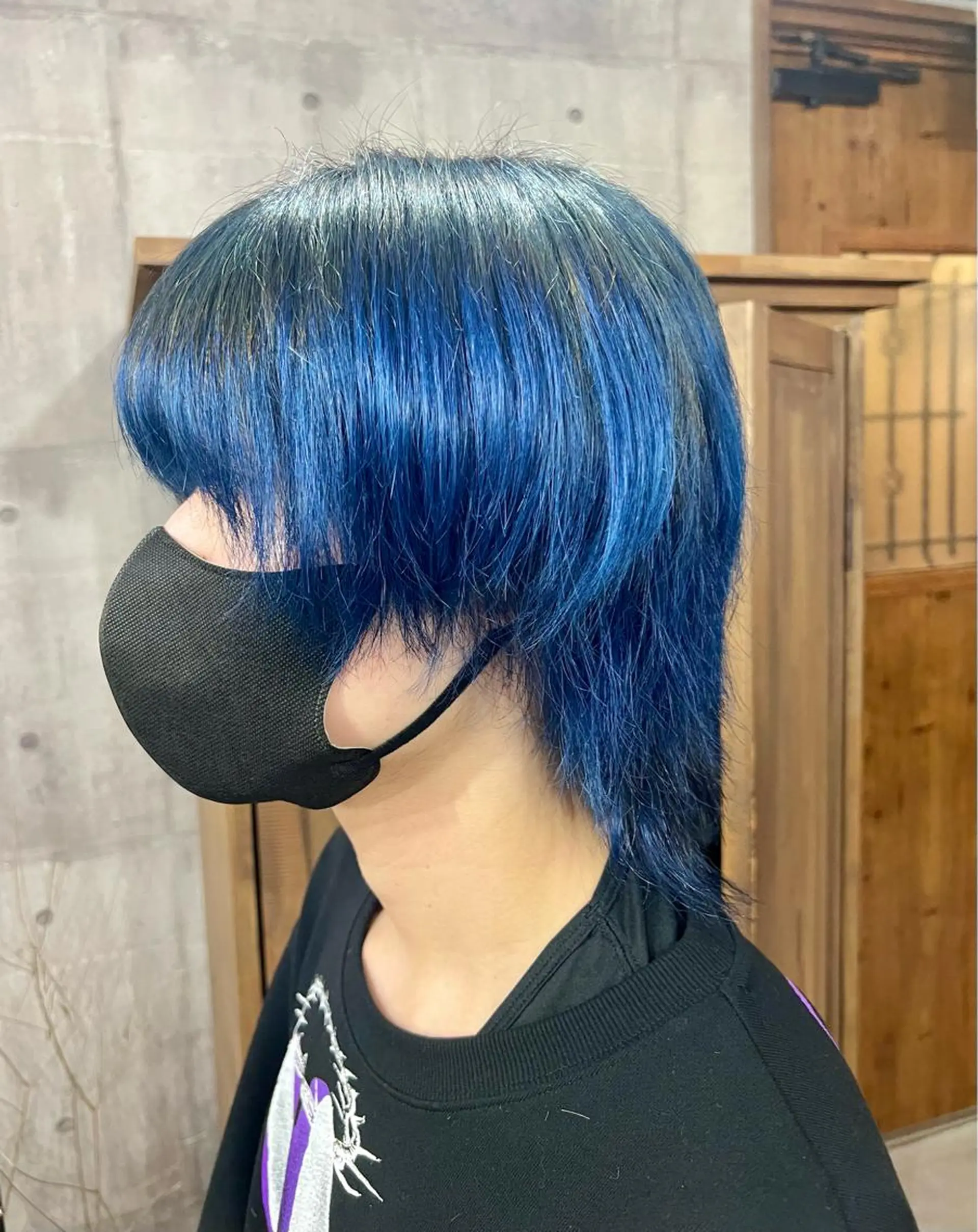 ショート カラー メンズ メンズウルフカット ブルーカラー ウルフカット レイヤー/韓国 ハイトーン興津史弥のヘアスタイル