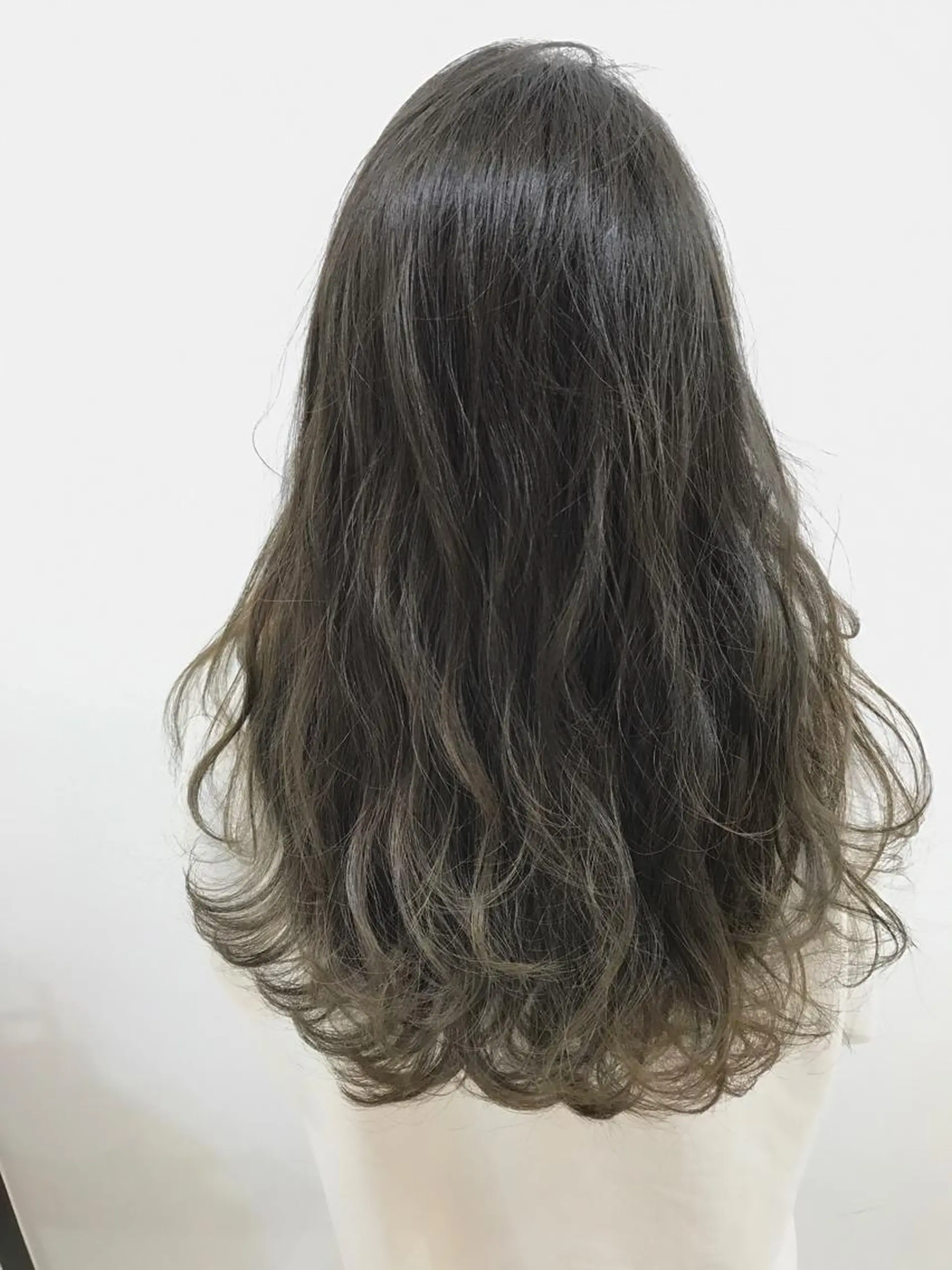 ロング 💫カットはなんでも 得意です✂️のヘアスタイル