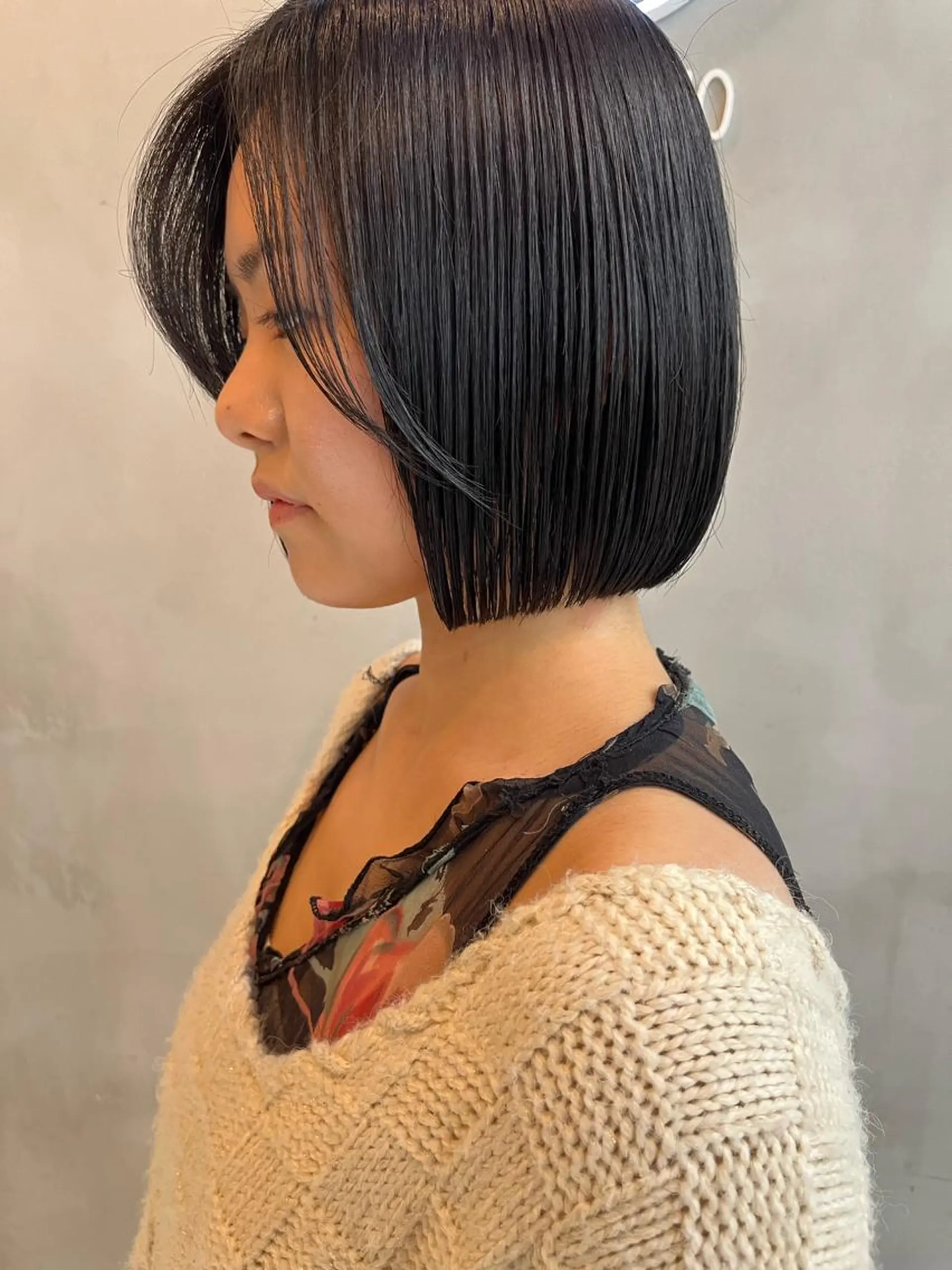 ミディアム ボブ&透明感カラー ♡TOMOEのヘアスタイル