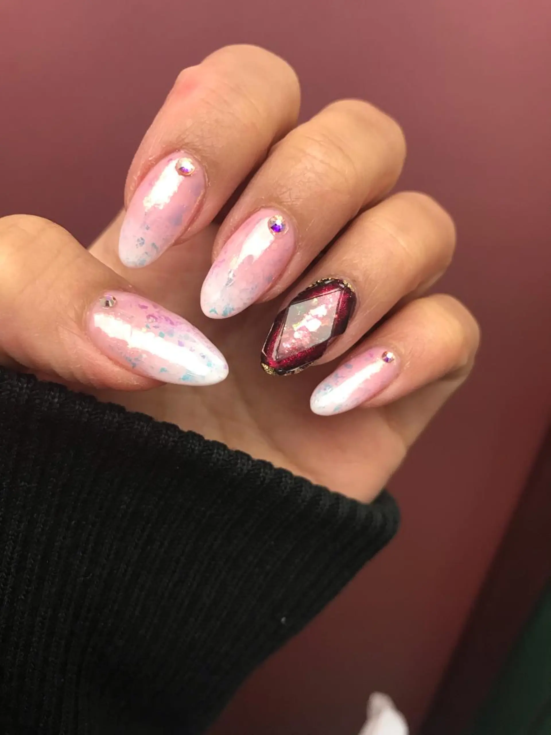 ネイル MiRanda Nail所属・MiRanda 保坂 舞のネイルデザイン