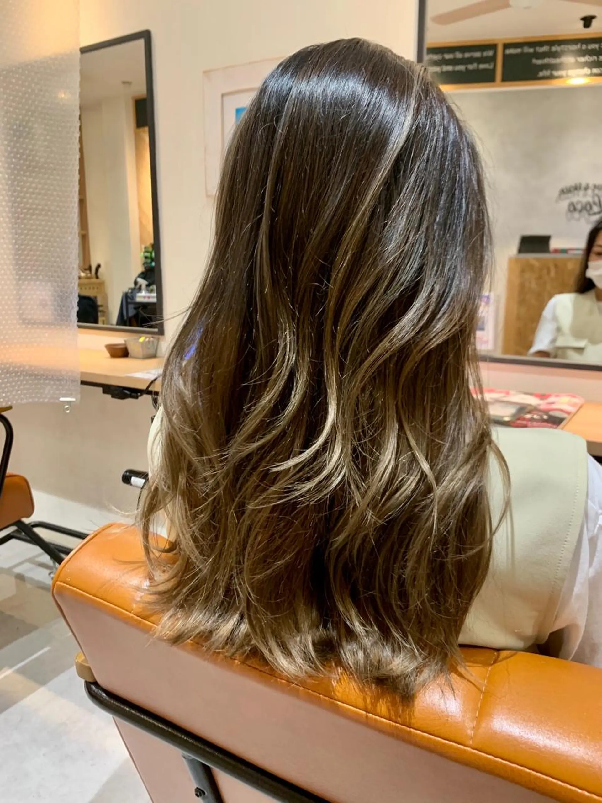 セミロング レイヤーカット オーナースタイリスト 宗正淳志のヘアスタイル