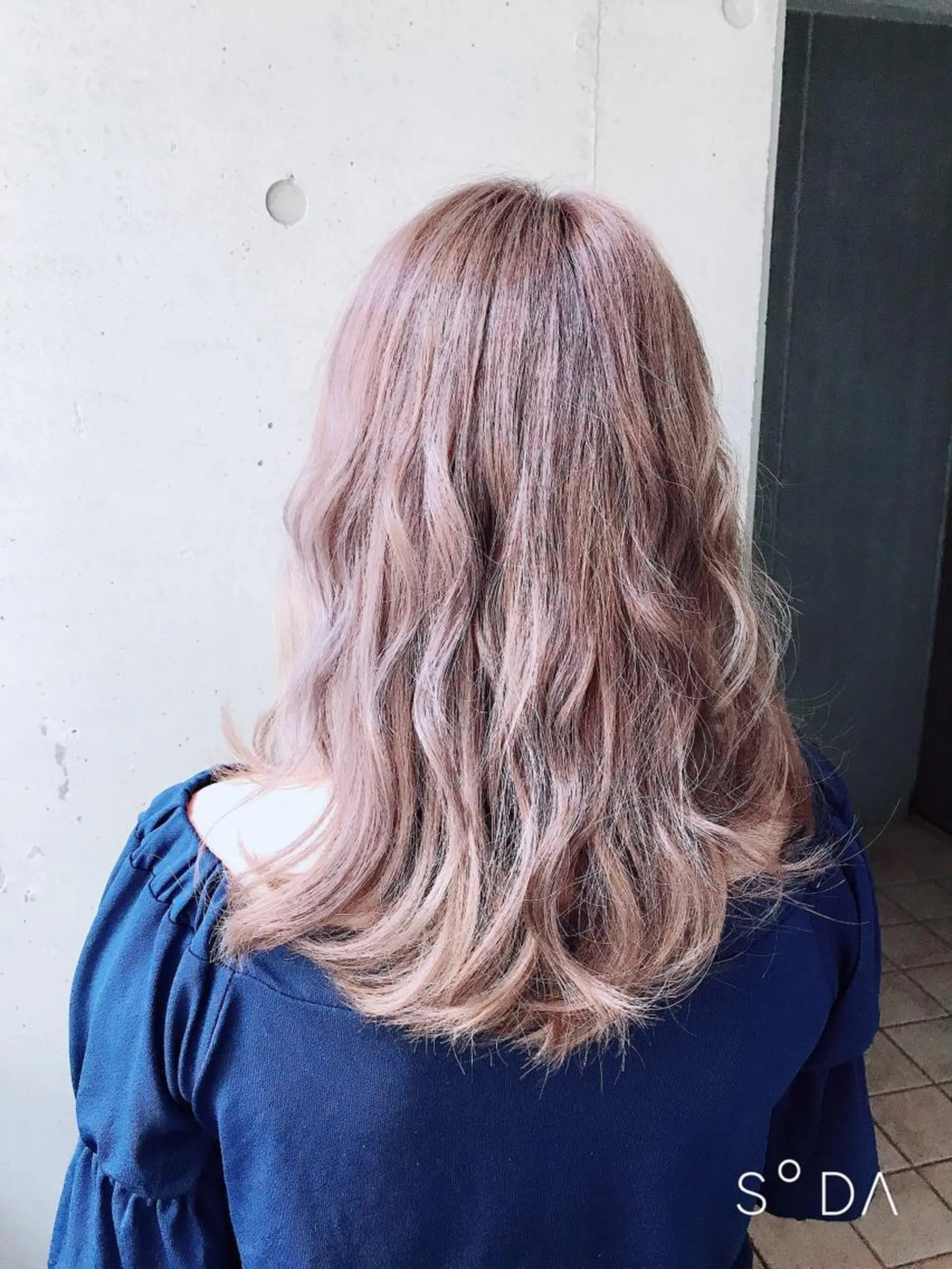 セミロング ere hair salonのヘアスタイル