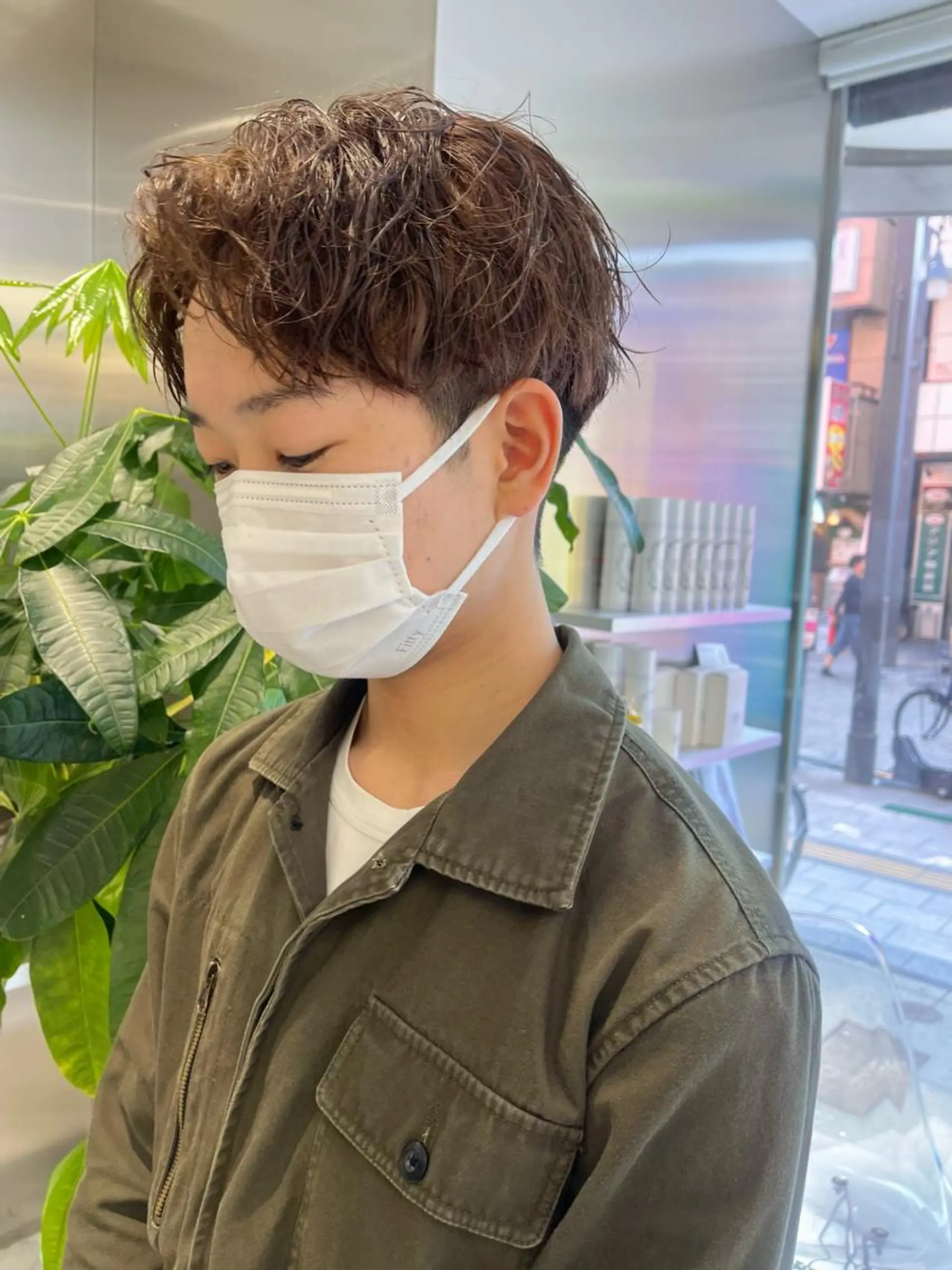 ショート カラー メンズ メンズブリーチ フェードカット メンズ韓国風 メンズメッシュ マッシュ カット ヘアカラー mai🤍縮毛酸性ス トレート/アイリストのヘアスタイル