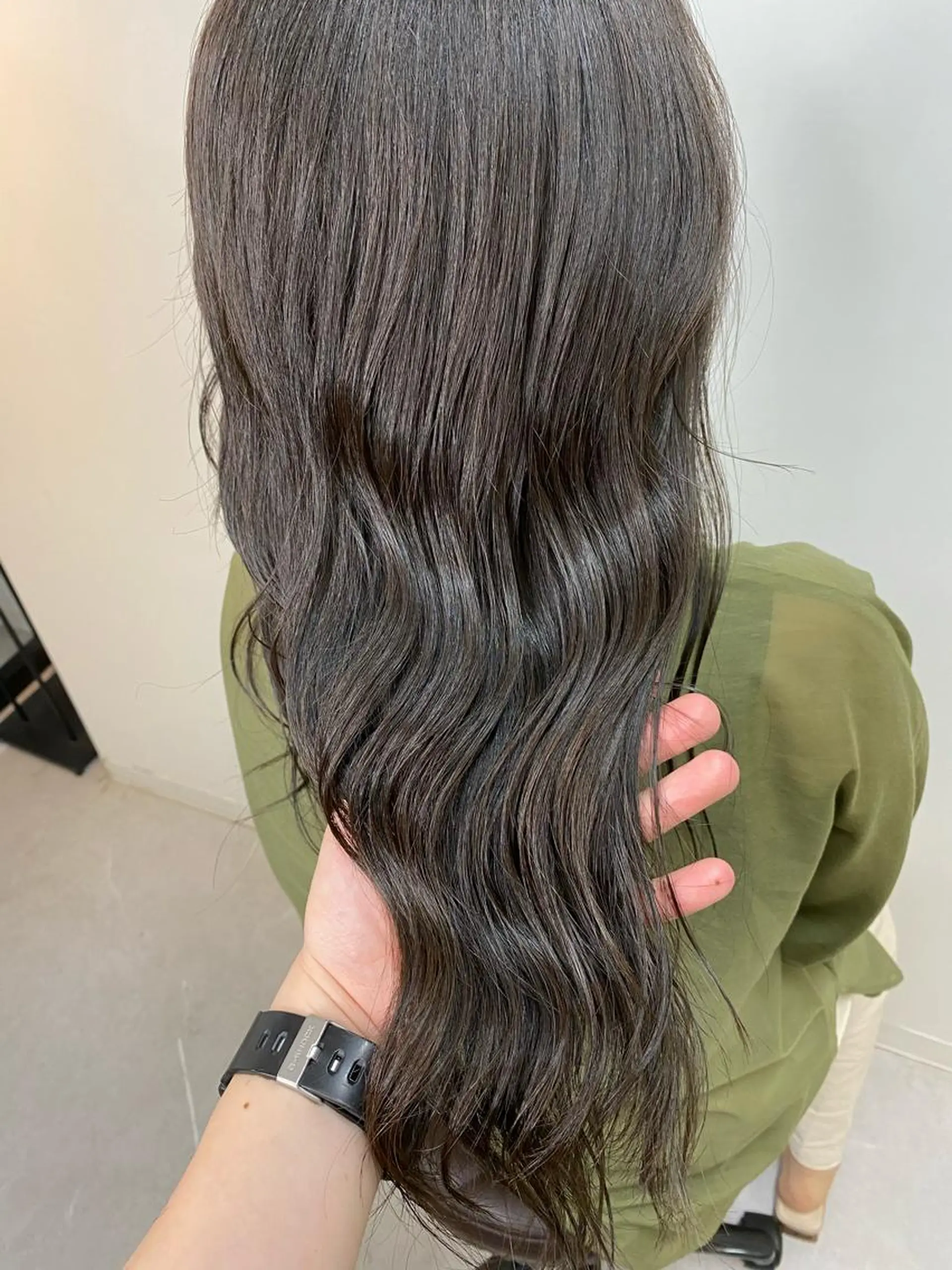 セミロング カット ヘアカラー トリートメント 透明感/ツヤ髪/ さら艶/前田祥汰のヘアスタイル