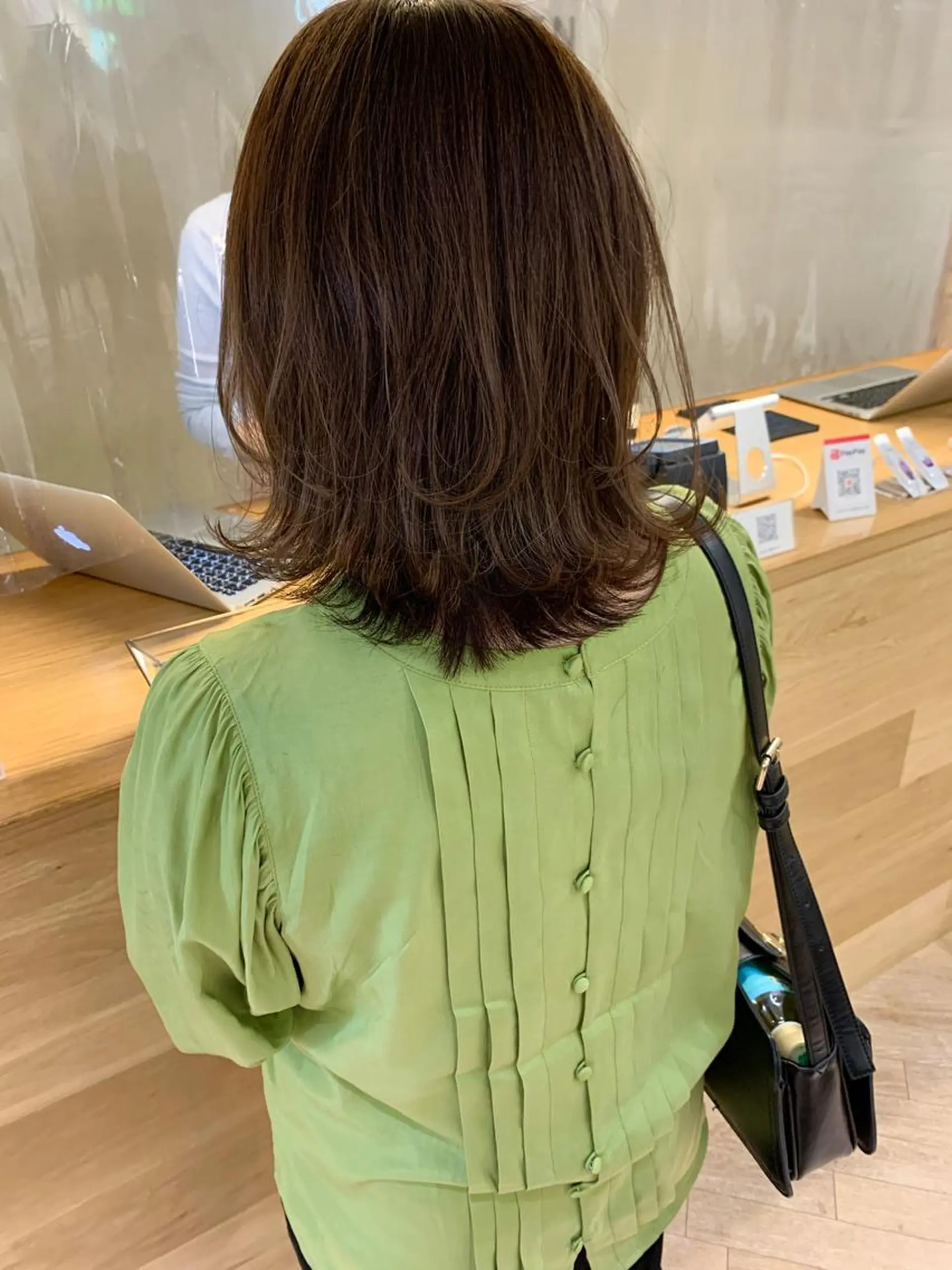 セミロング LOREN＋透明感 オリーブhirokoのヘアスタイル