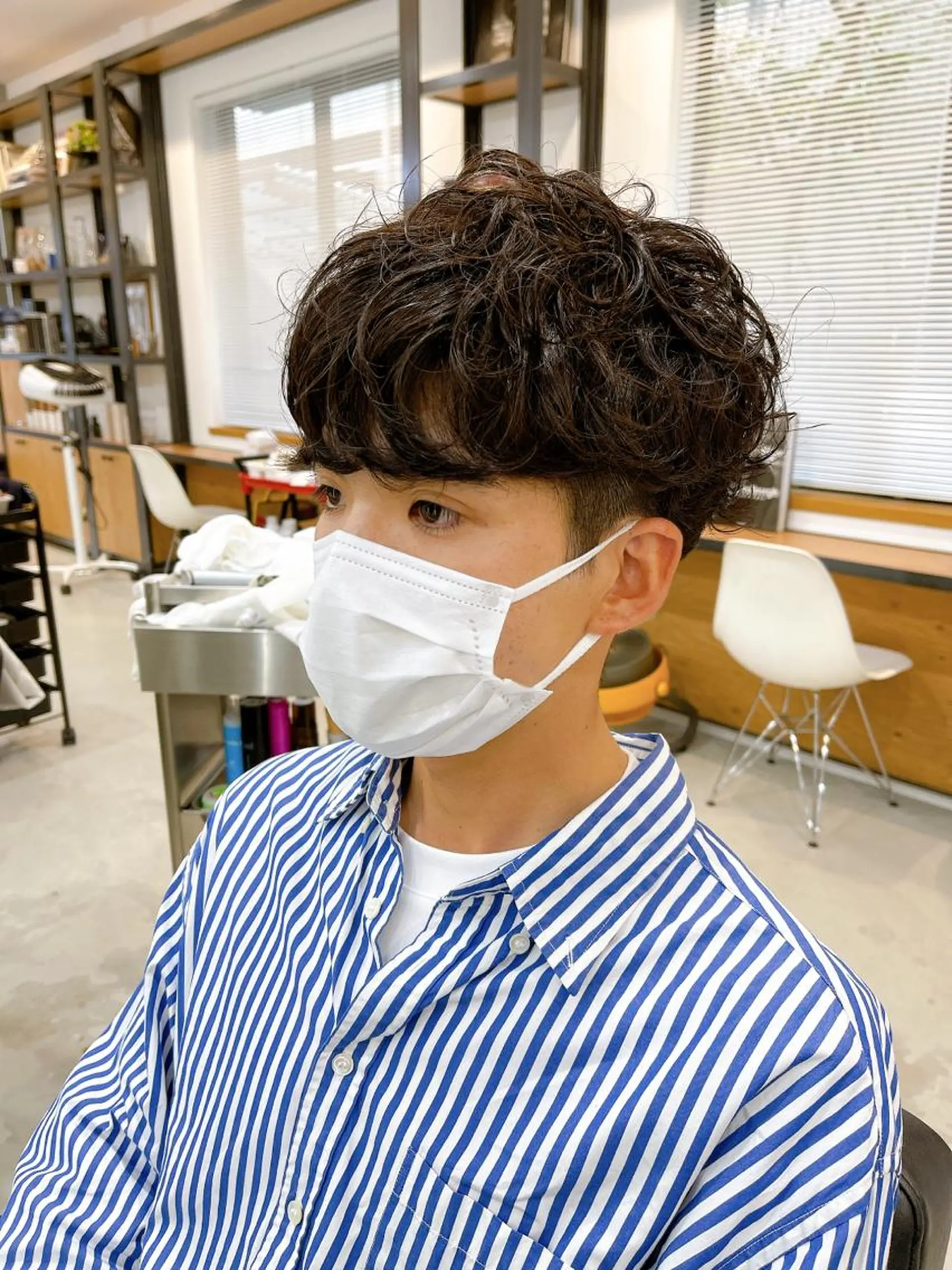 ショート パーマ メンズ メンズパーマ カット ヘアカラー パーマ 縮毛矯正 トリートメント メンズパーマ タカキリョウのヘアスタイル