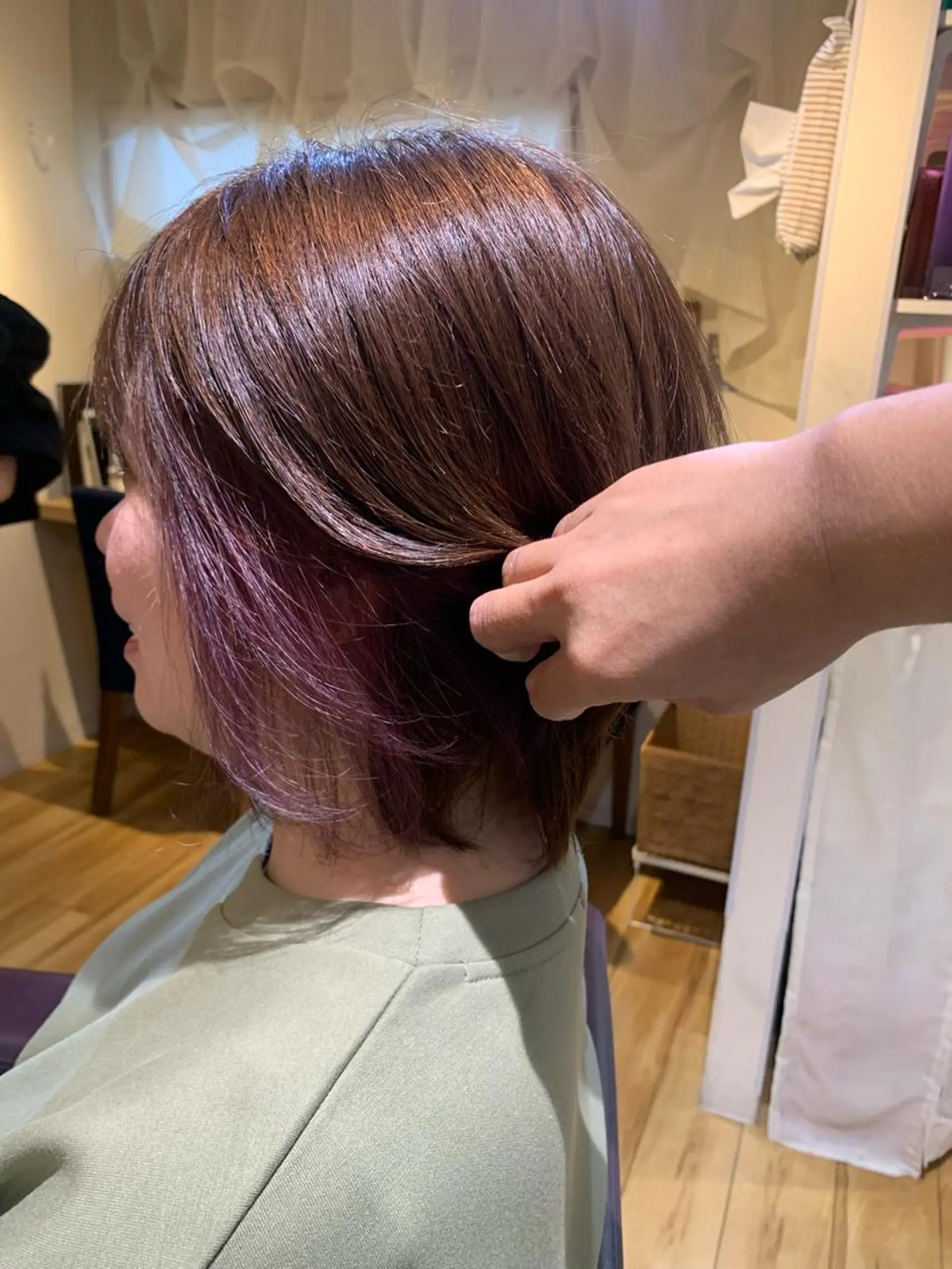 ショート カラー パーマ ヘアアレンジ メンズ キッズ ネイル マツエク・マツパ アイブロウ テラコッタ 眉カラー ナチュラル ショートヘア ショートネイル ORGA所属・飯塚 朋代のヘアスタイル