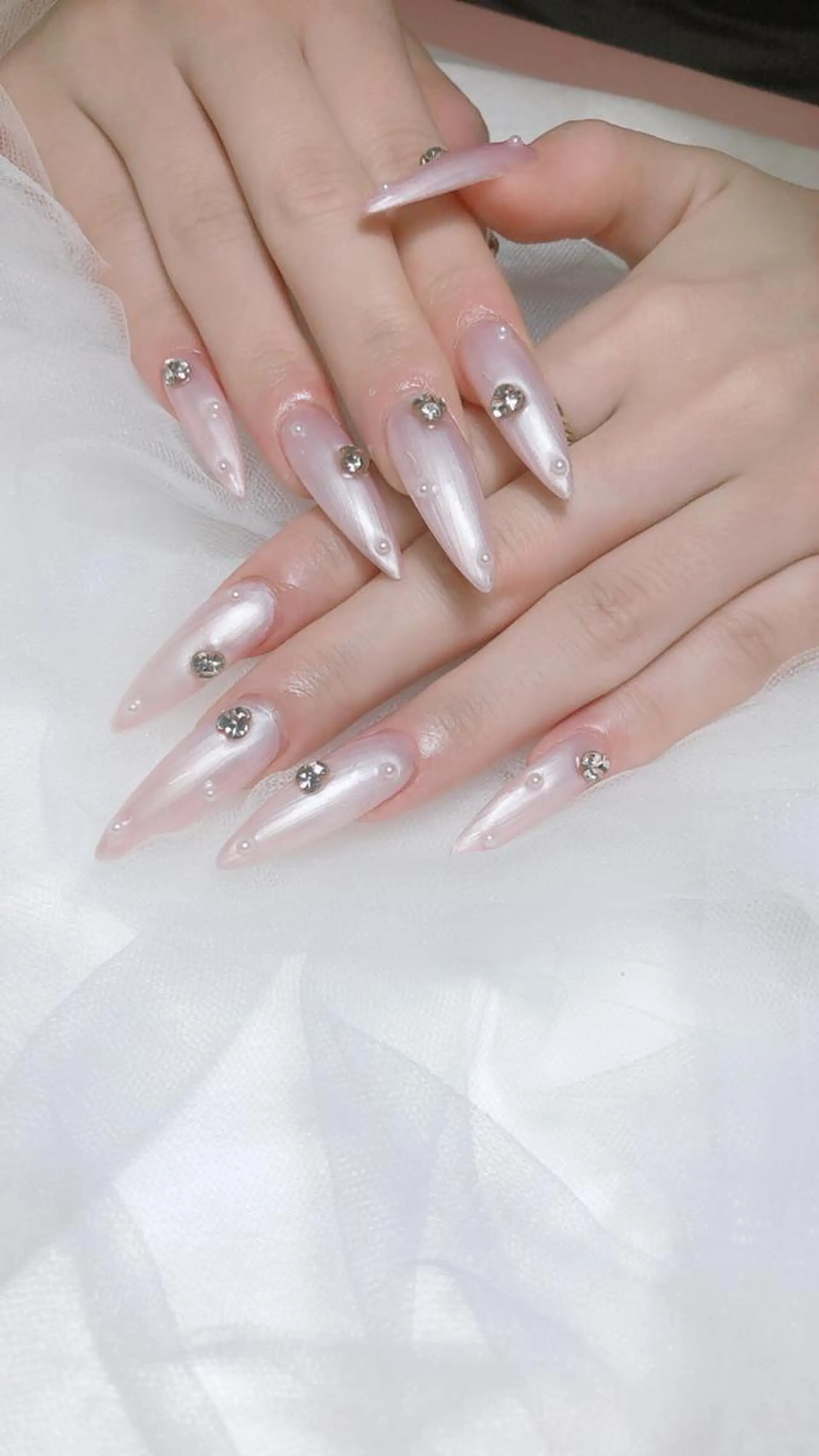 ネイル ハンドネイル ルラワンネイル エンのネイルデザイン