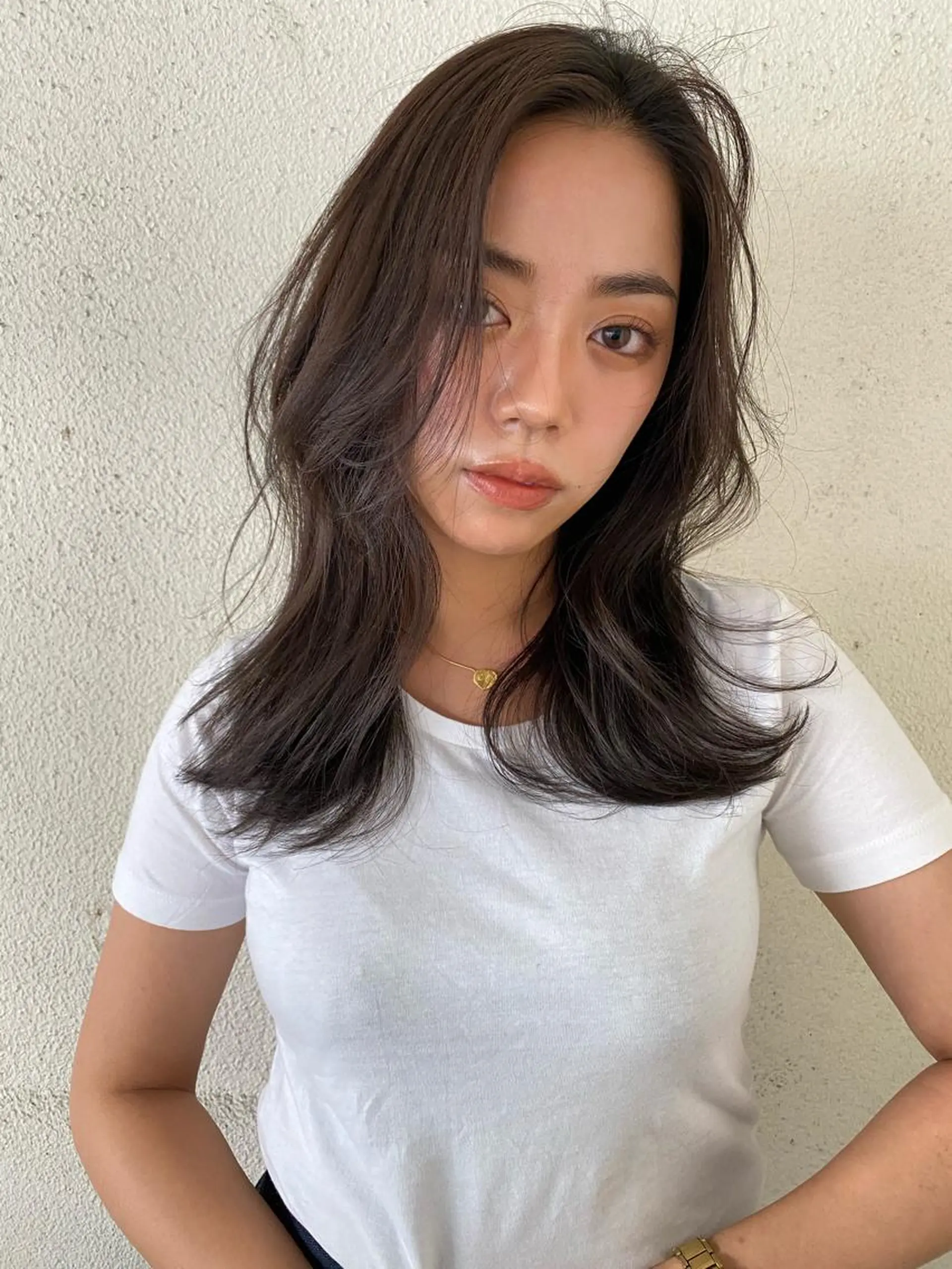 ミディアム カラー ダブルカラー ハイライトカラー インナーカラー くびれヘア ハイライト カット ヘアカラー トリートメント Pia hair Design Yakuin所属・Pia ツボイ ケイタのヘアスタイル