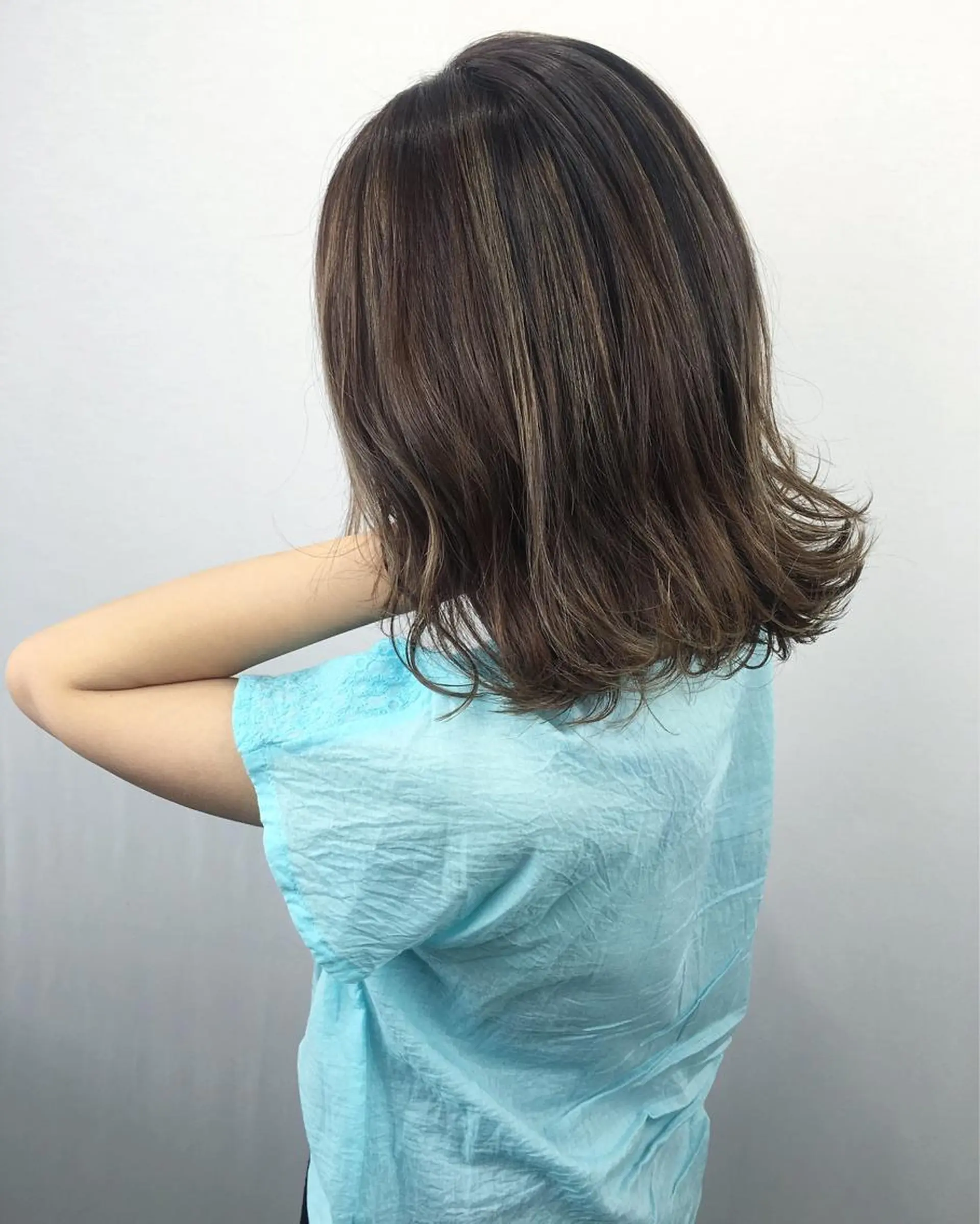 ミディアム カラー ハイライトカラー ハイライト ヘアカラー 2nd所属・🤍2nd🤍田所 美希のヘアスタイル