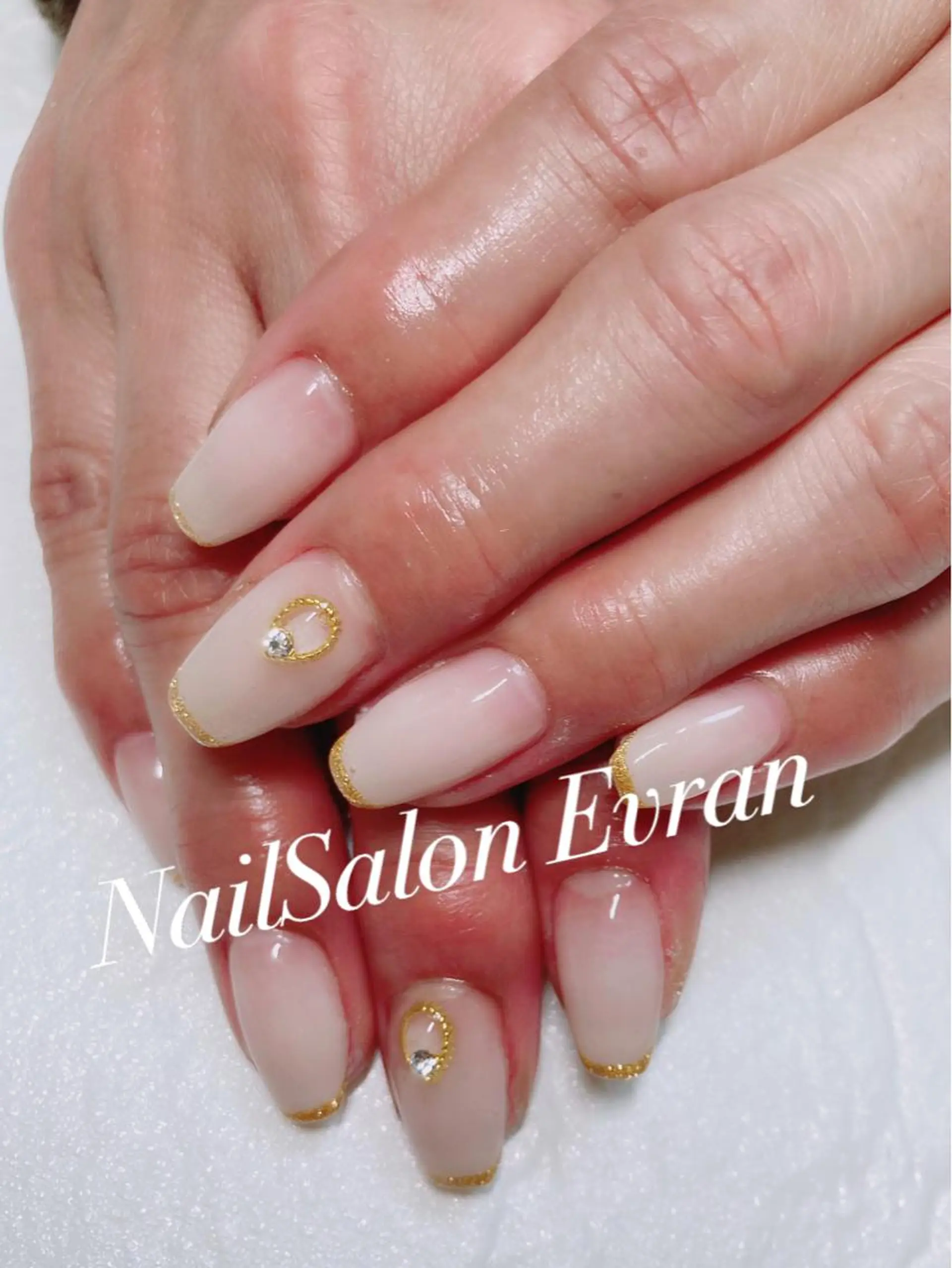 ネイル ラメ(グリッター) シンプルネイル Nail salon Evranのネイルデザイン