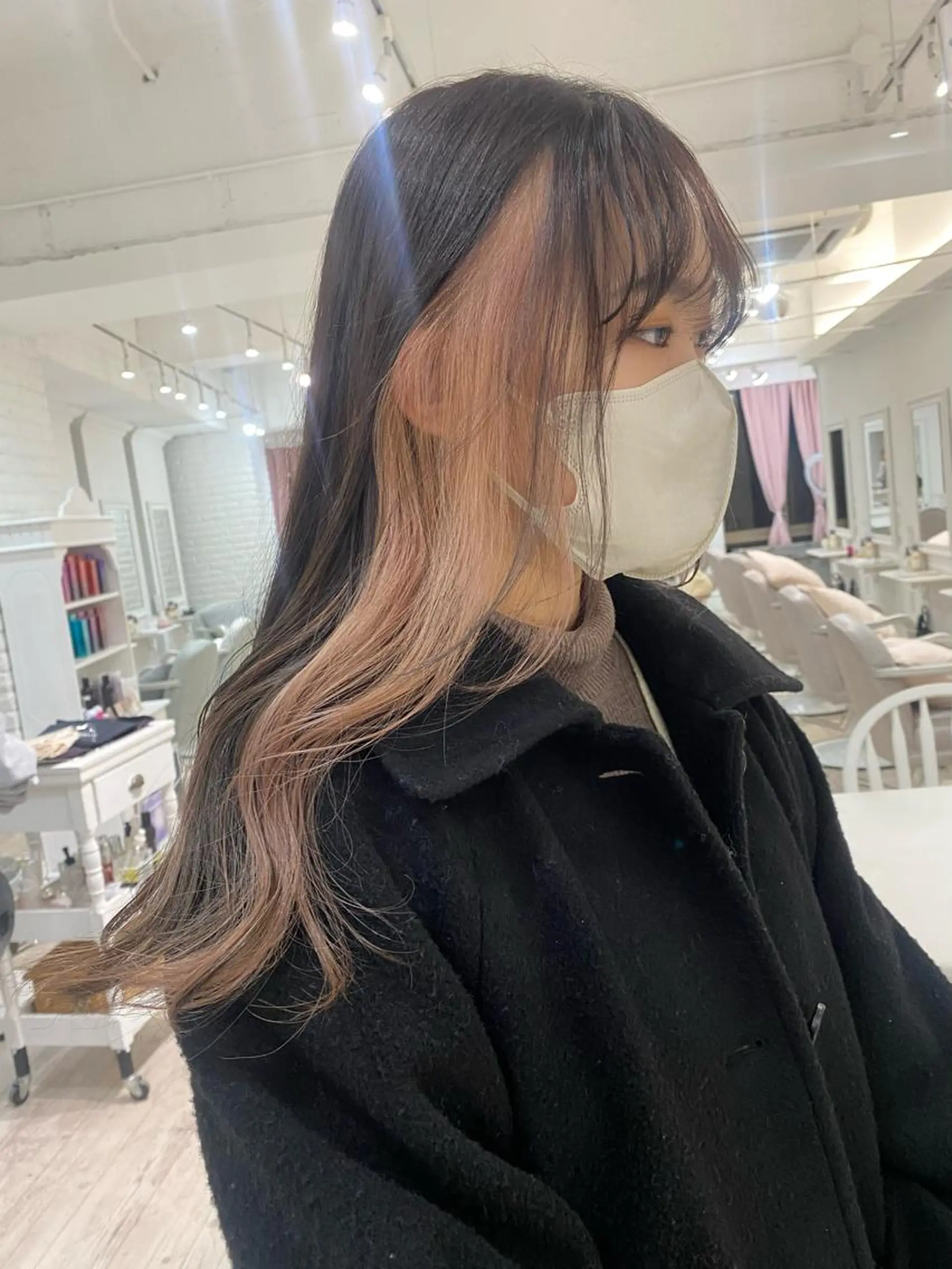 ロング カラー ブリーチ グレージュ インナーカラー ピンクカラー ホワイトピンク Eliss 堀江所属・暖色カラー🎀 門内 梨真のヘアスタイル