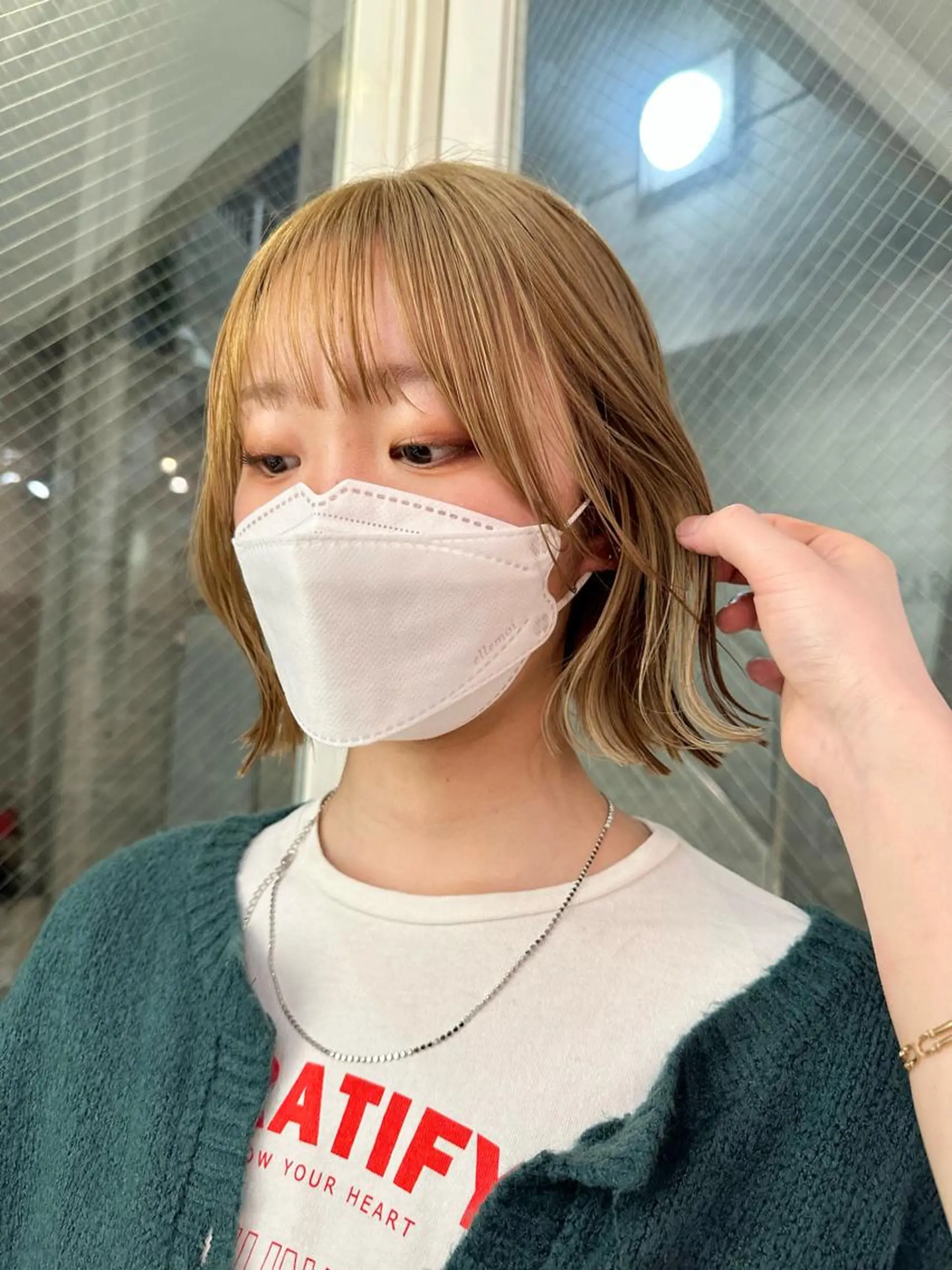 ショート ボブ 外ハネヘア 平成ギャル×韓国 mix💖MIKUのヘアスタイル