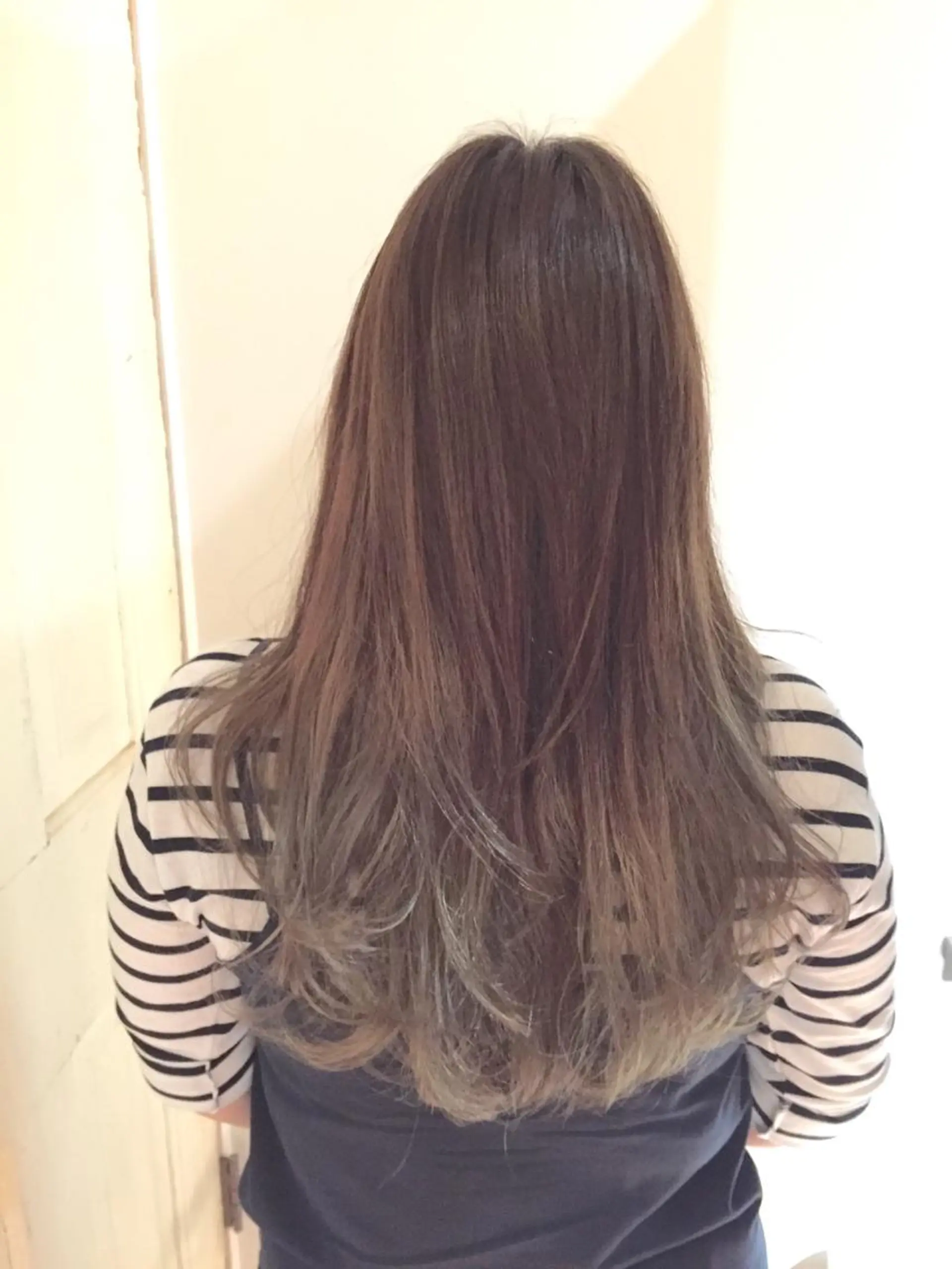 ロング カラー パーマ ヘアアレンジ マツエク・マツパ eyelush color world庄内駅前所属・シールエクステ／豊中 吉田孝司のヘアスタイル