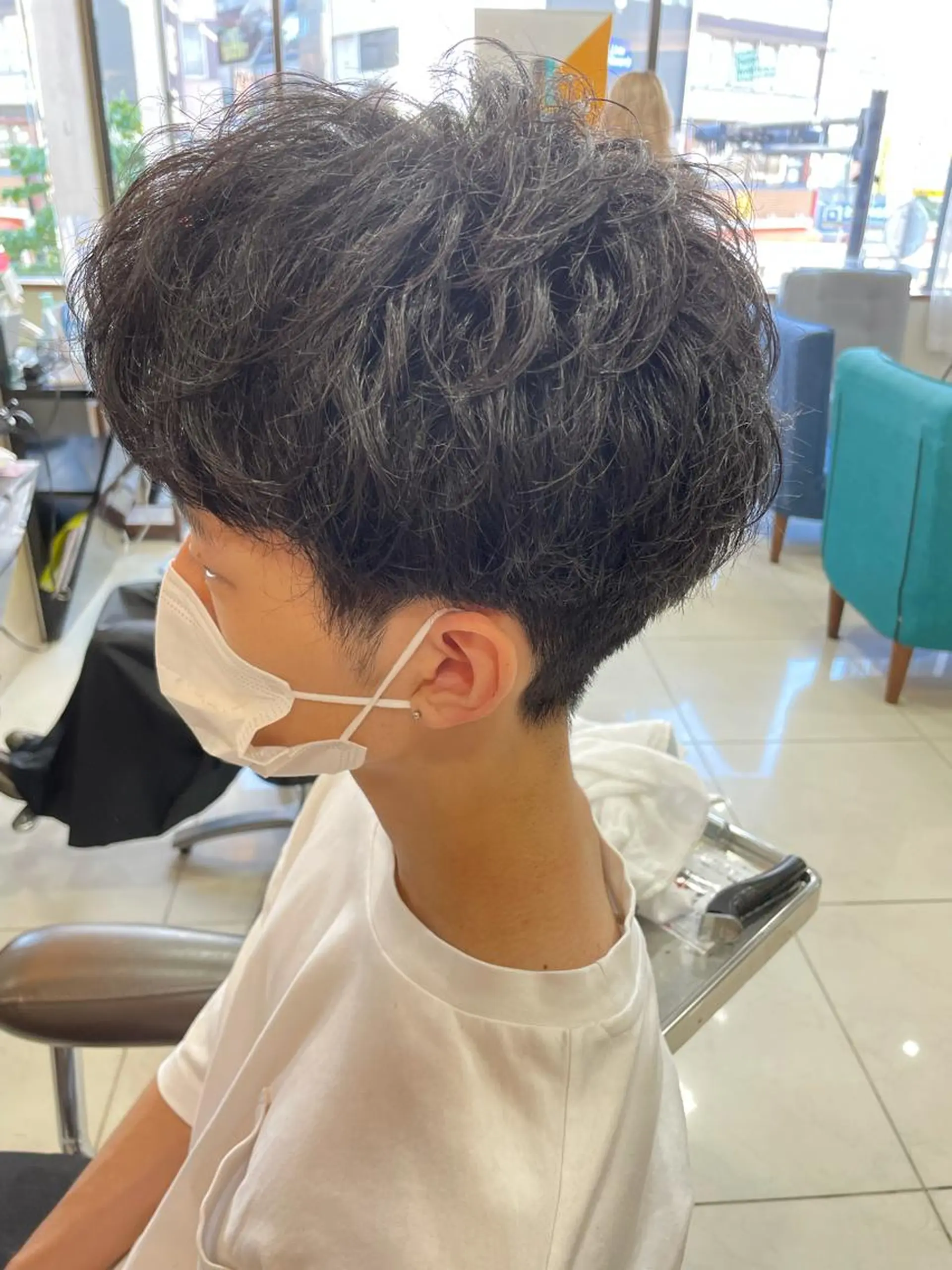 ショート メンズ マッシュ 刈り上げ ブリーチ特化 ハイトーンRYOYAのヘアスタイル