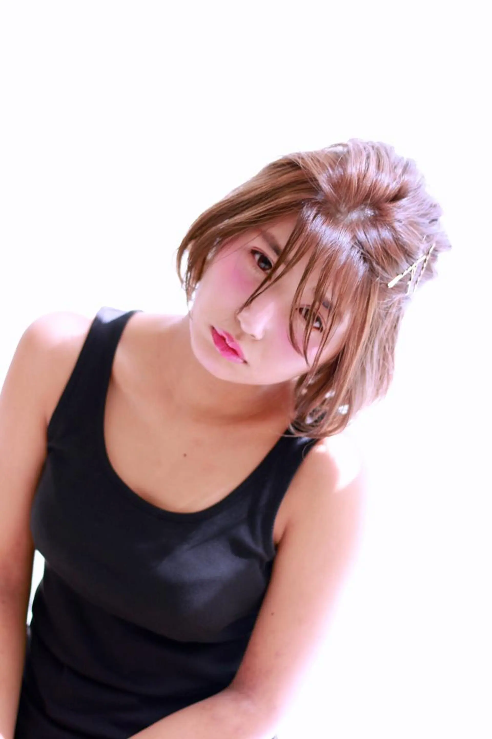 ショート ミディアム ヘアアレンジ ショートボブ ボブ ショートヘア ILu.所属・櫻井 愛弓のヘアスタイル