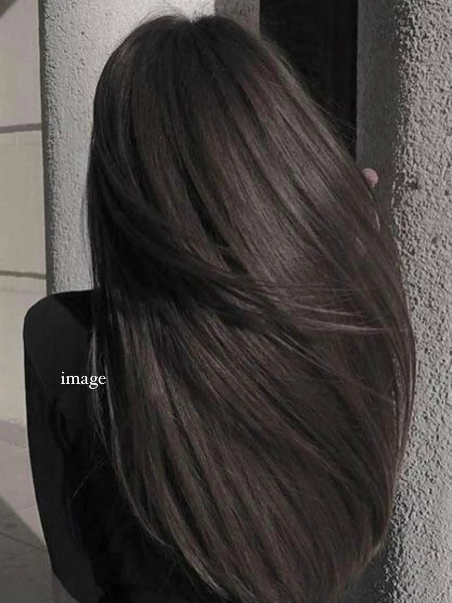 ロング カラー ブラウンカラー ダークブラウン nonoka オリーブ/グレージュのヘアスタイル