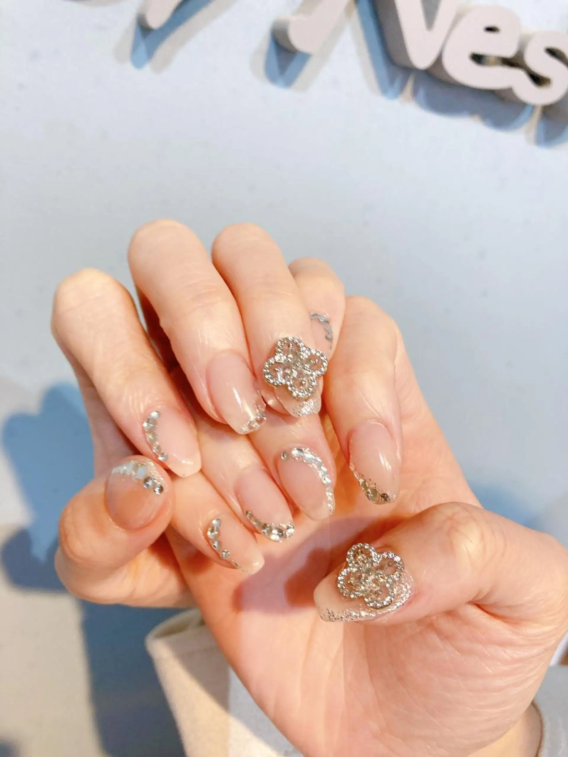 ネイル ハンドネイル Nest 平出のネイルデザイン