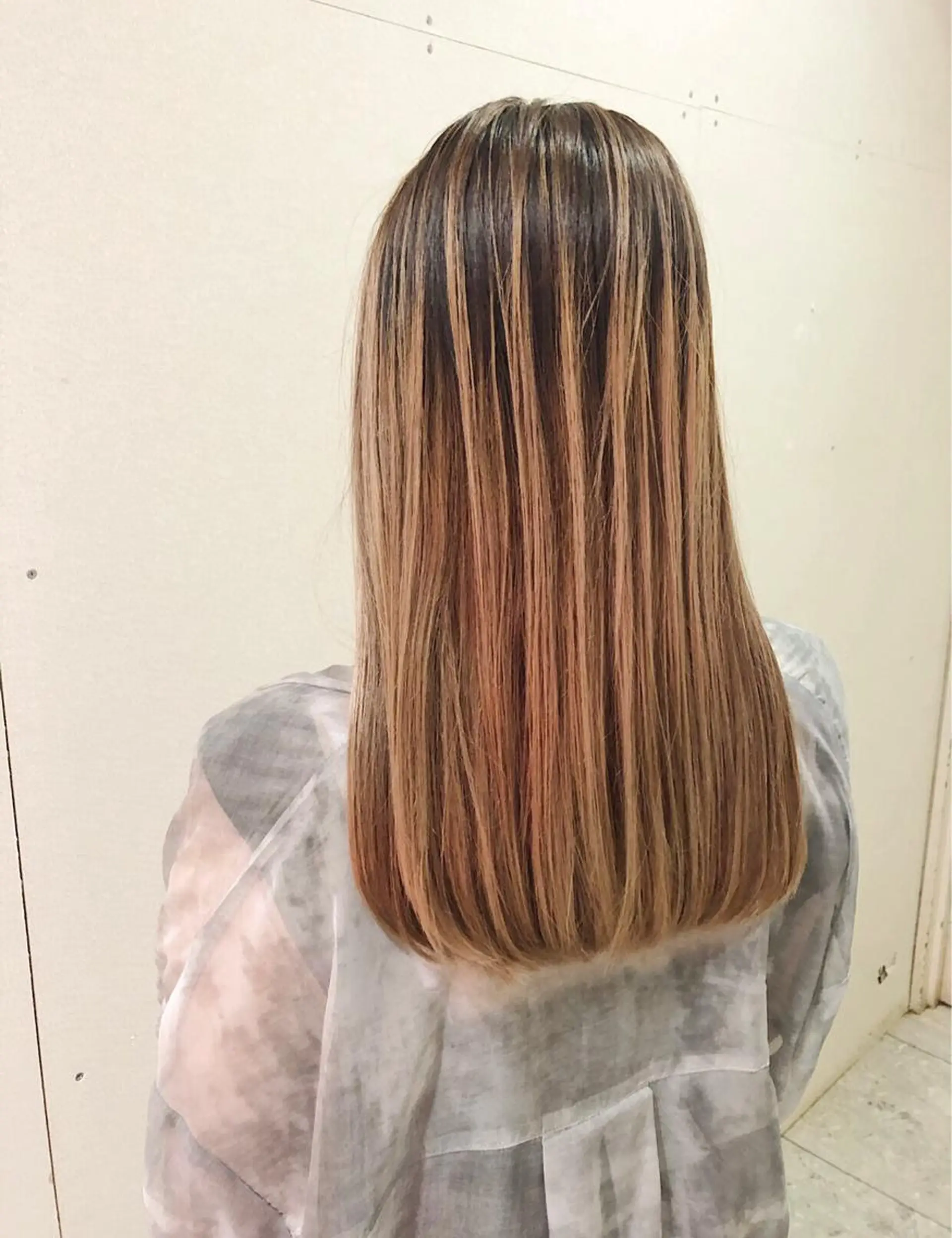 ロング カラー ケアブリーチ /髪質 改善/古橋圭史郎のヘアスタイル