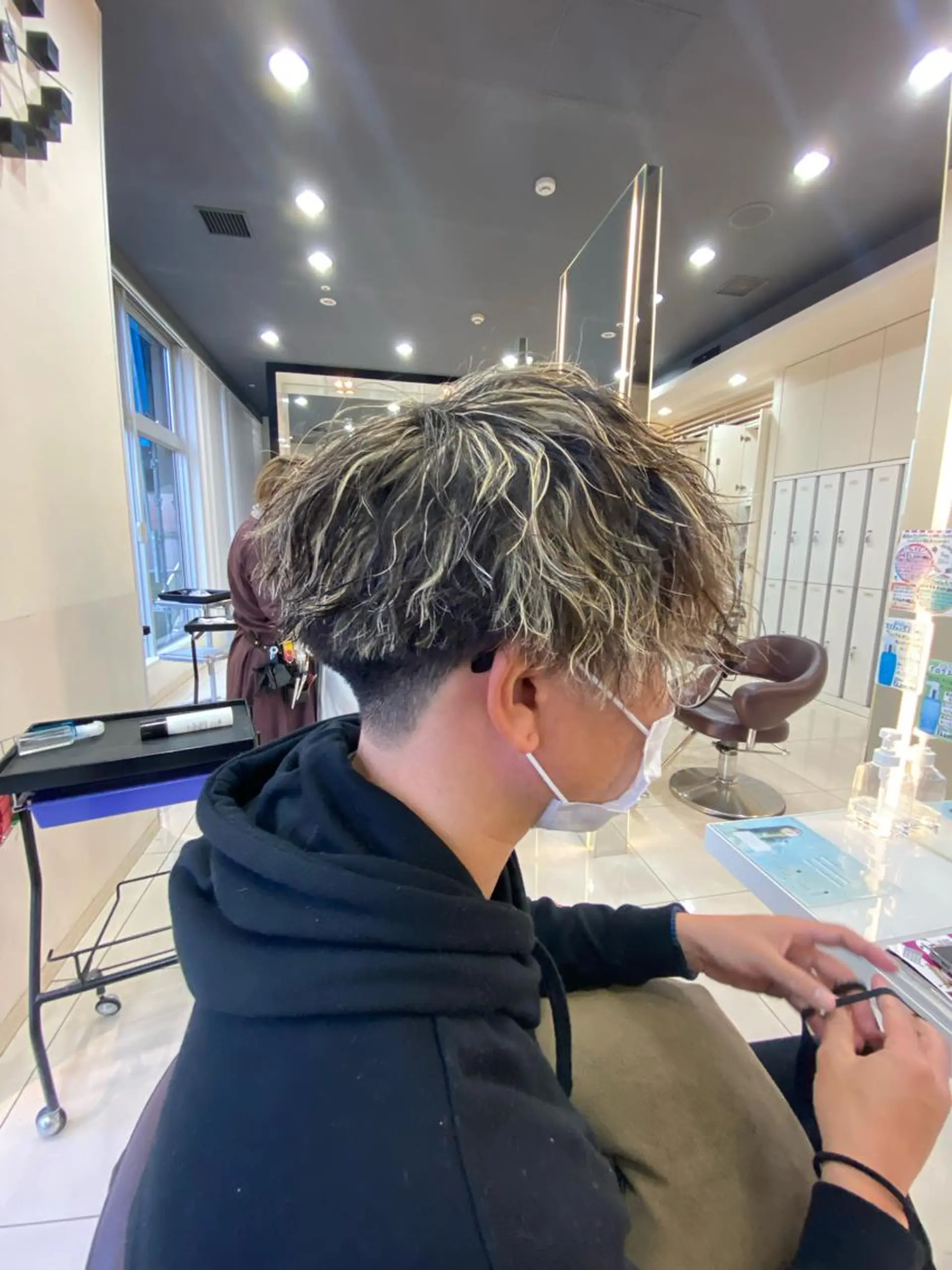 ショート パーマ メンズ メンズメッシュ カット ヘアカラー メンズサロン/戸塚駅 東口3分/冨田大輝のヘアスタイル