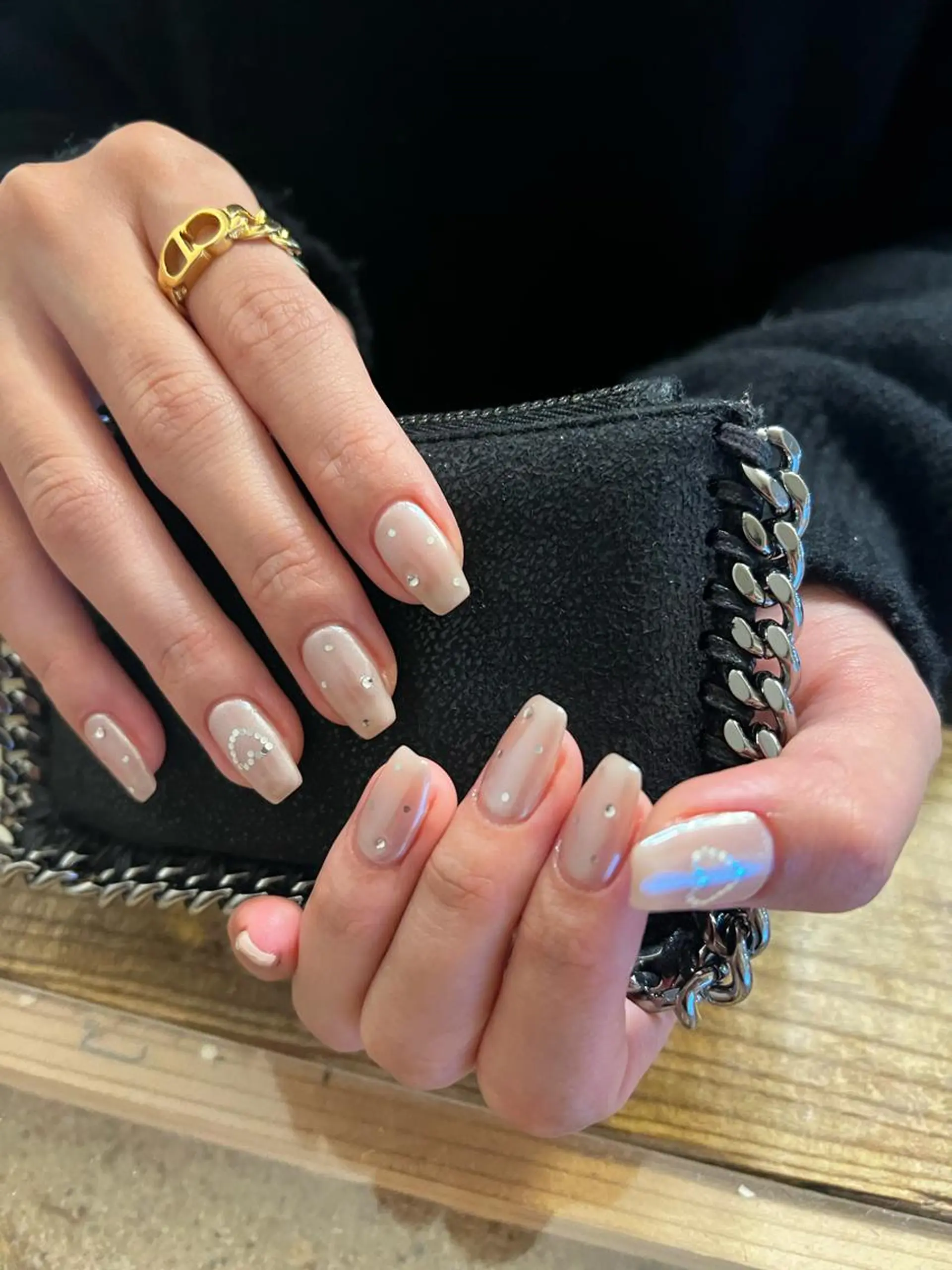 ネイル ハンドネイル フットネイル ハンドケア Nes.Nail所属・Miyagi Asamiのネイルデザイン