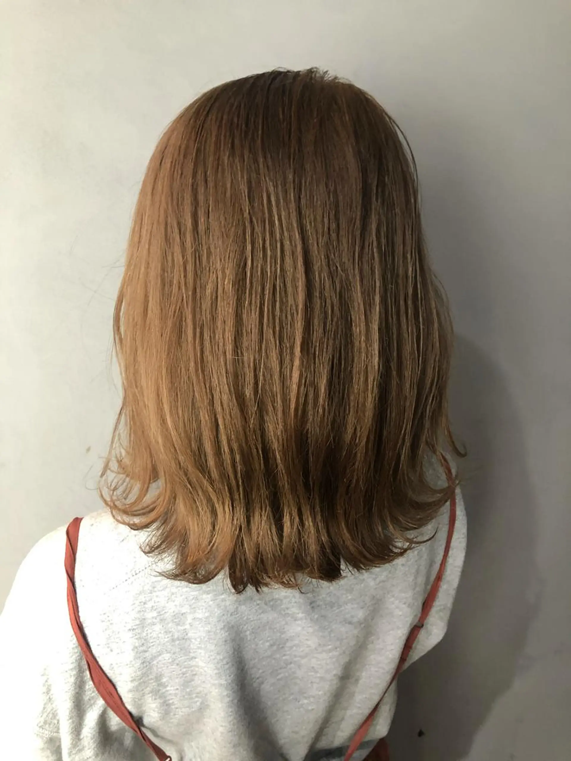 ミディアム カラー ベージュカラー フォギーベージュ ヘアカラー トリートメント レイヤー/髪質改善/ ブリーチ/コタケのヘアスタイル