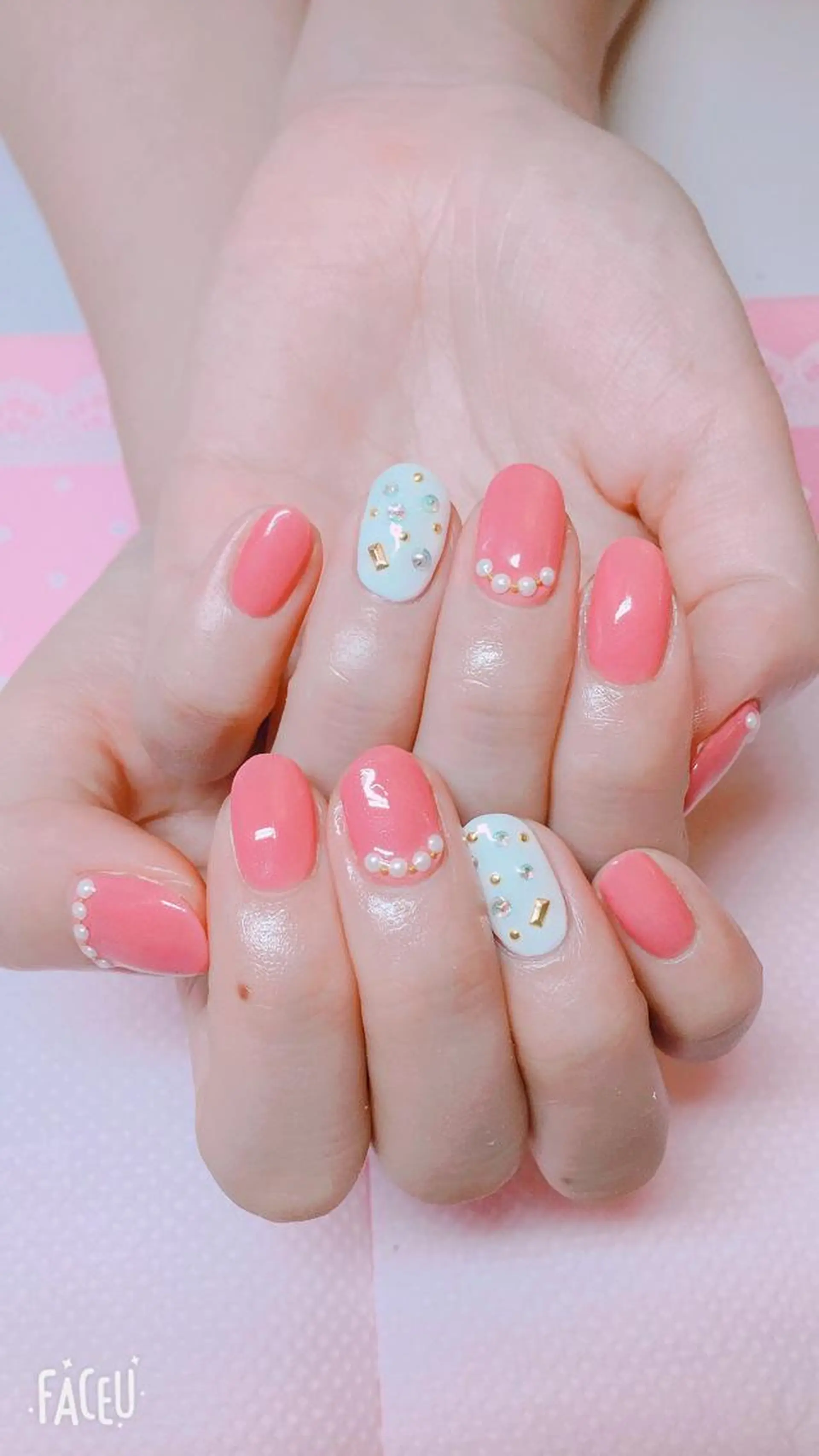 ネイル ハンドネイル エ リのネイルデザイン