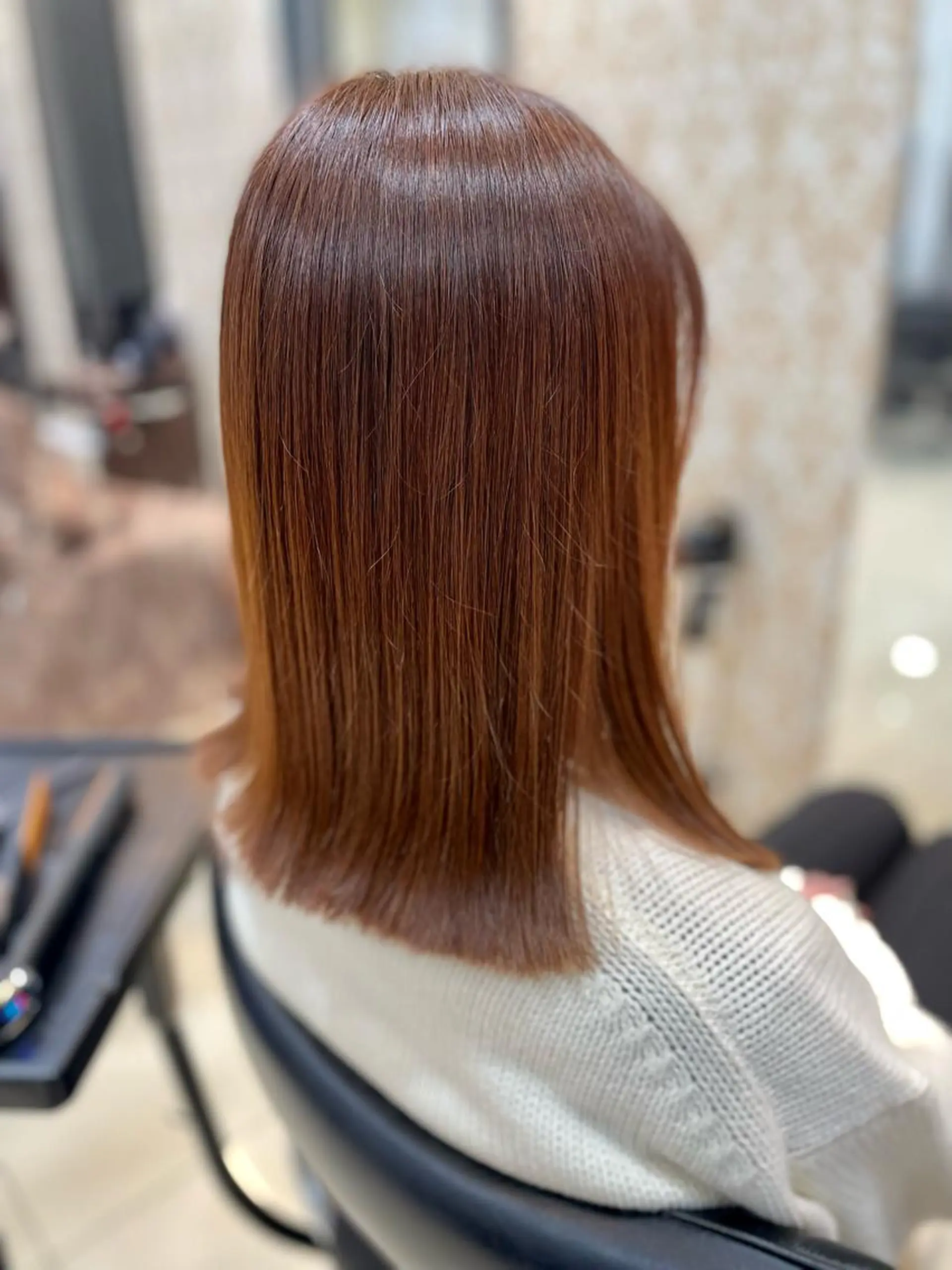 セミロング カラー オレンジ 嶌田 沙紀のヘアスタイル