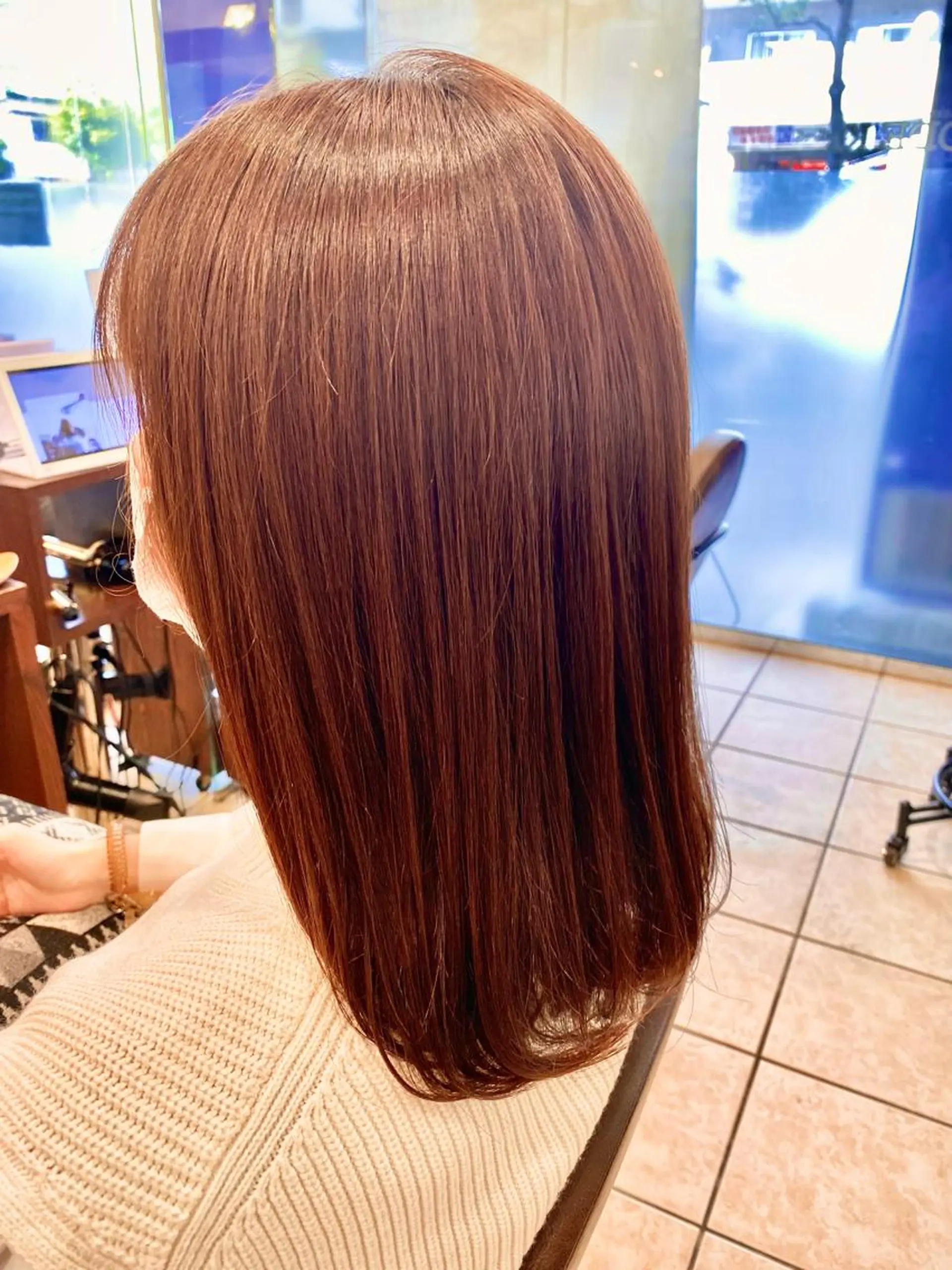 ミディアム 髪質改善/艶髪 ミトモリシュウトのヘアスタイル