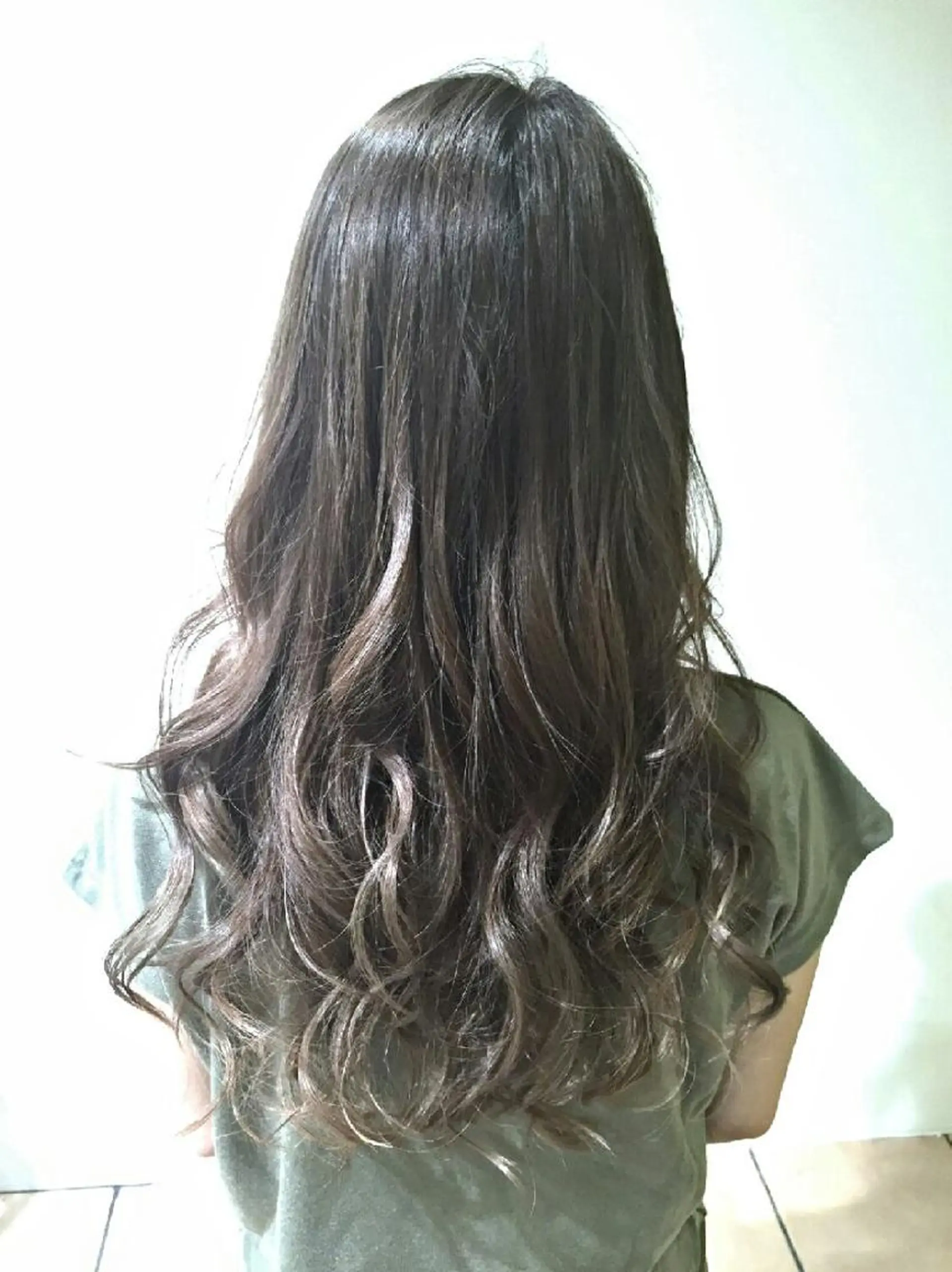 セミロング ミディアム ロング カラー ヘアアレンジ グラデーションカラー グレージュ 【髪質改善美容師】t occa茨木篠原健太のヘアスタイル