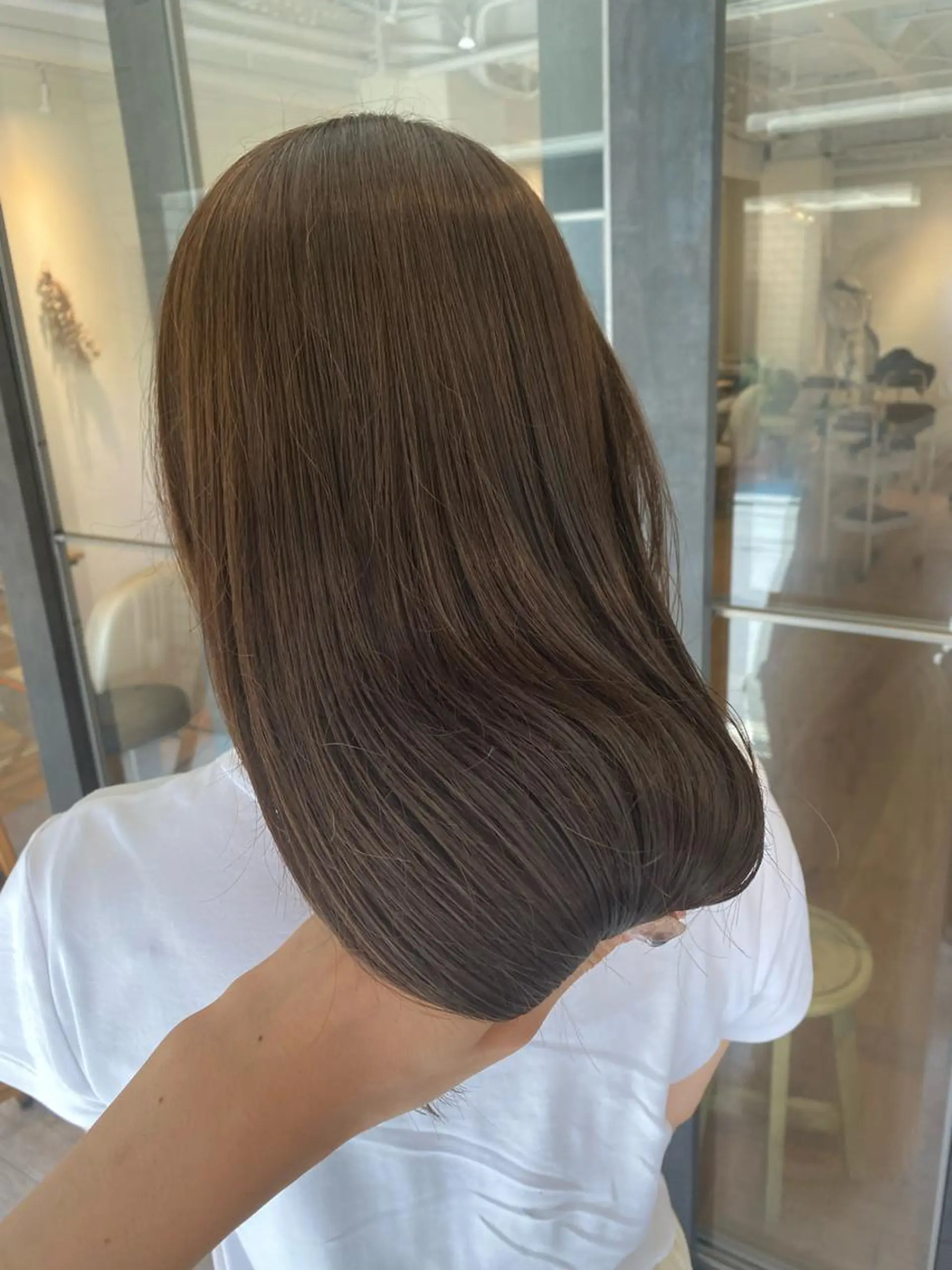 ロング カラー ベージュカラー イルミナカラー ラベンダーカラー ラベンダーベージュ カット ヘアカラー newi 京橋 【yuuki】のヘアスタイル