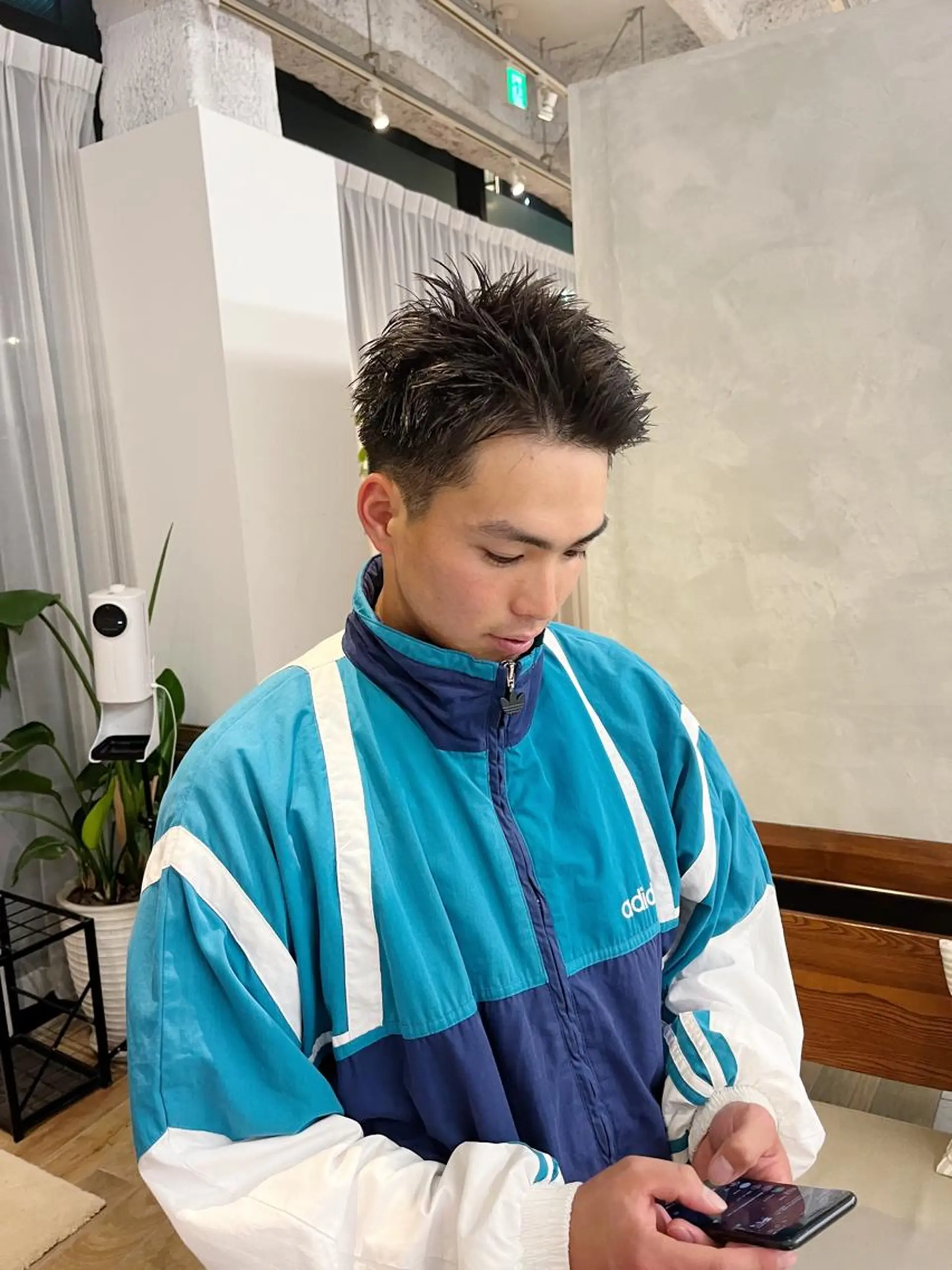 メンズ スパイキーショート brisa所属・迎 凪紗のヘアスタイル