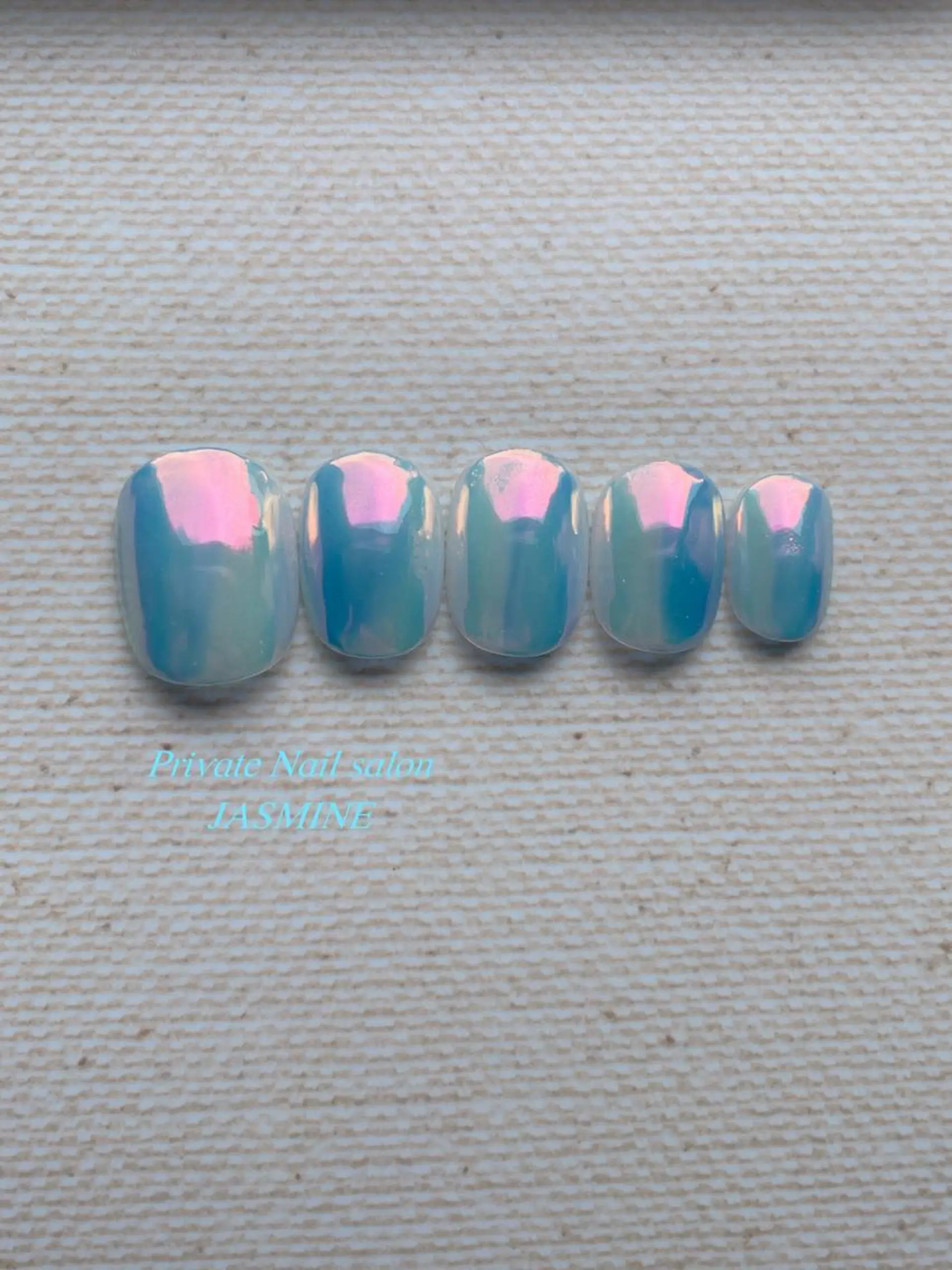 ネイル オーロラネイル ブルー ハンドネイル Nail salon JASMINEのネイルデザイン