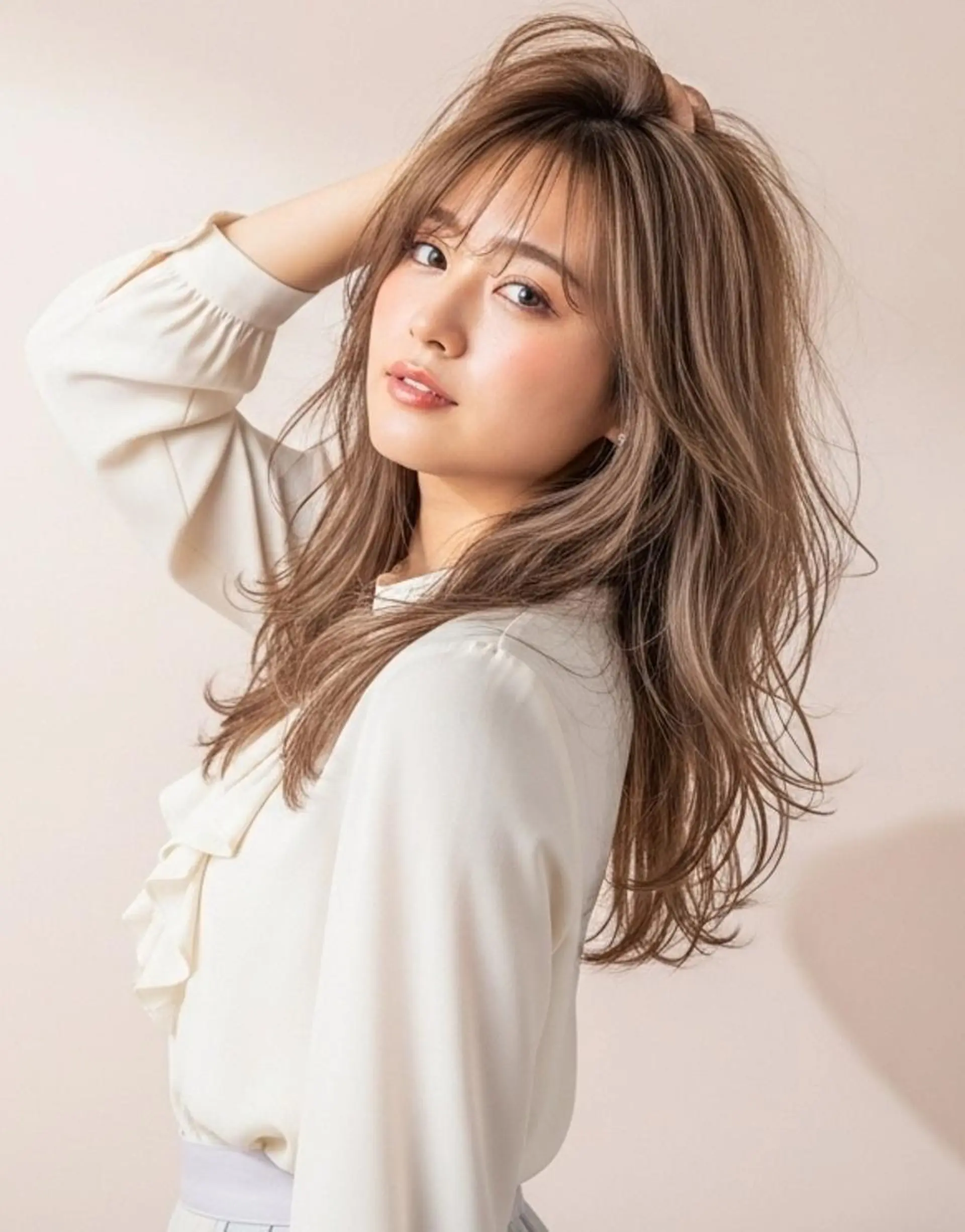 ロング カラー ベージュカラー 透明感カラー デザインカラー ハイライトカラー ハイライト カット ヘアカラー トリートメント Halo/長居美容室 似合わせカット/ロキのヘアスタイル