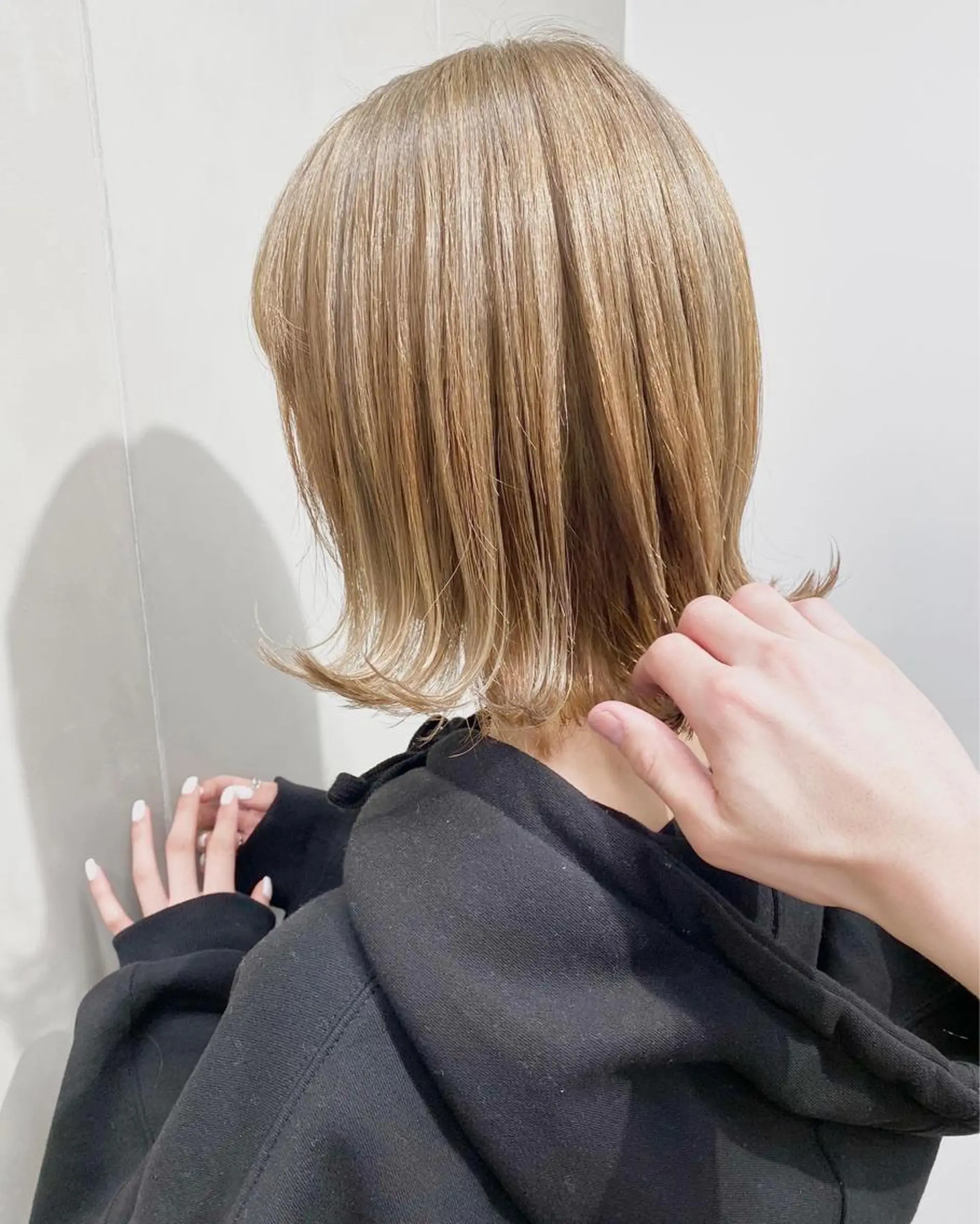 ミディアム カラー ベージュカラー ミルクティーベージュ ヨシンモリ 韓国風ヘア レイヤーカット カット ヘアカラー トリートメント 艶カラー YOSHIMURAのヘアスタイル