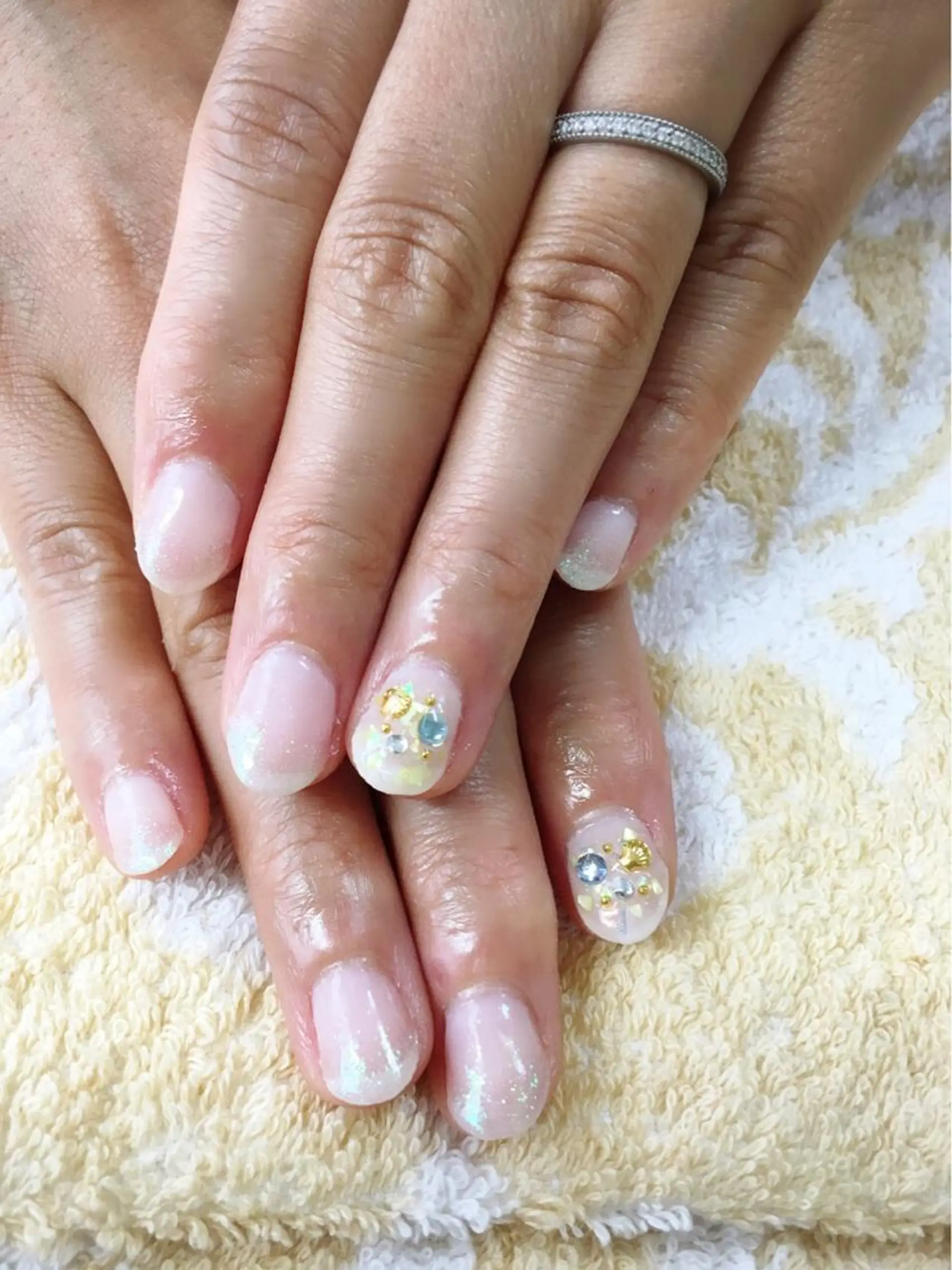 ネイル プライベートサロン Be&【ビアンド】のマツエク・マツパデザイン