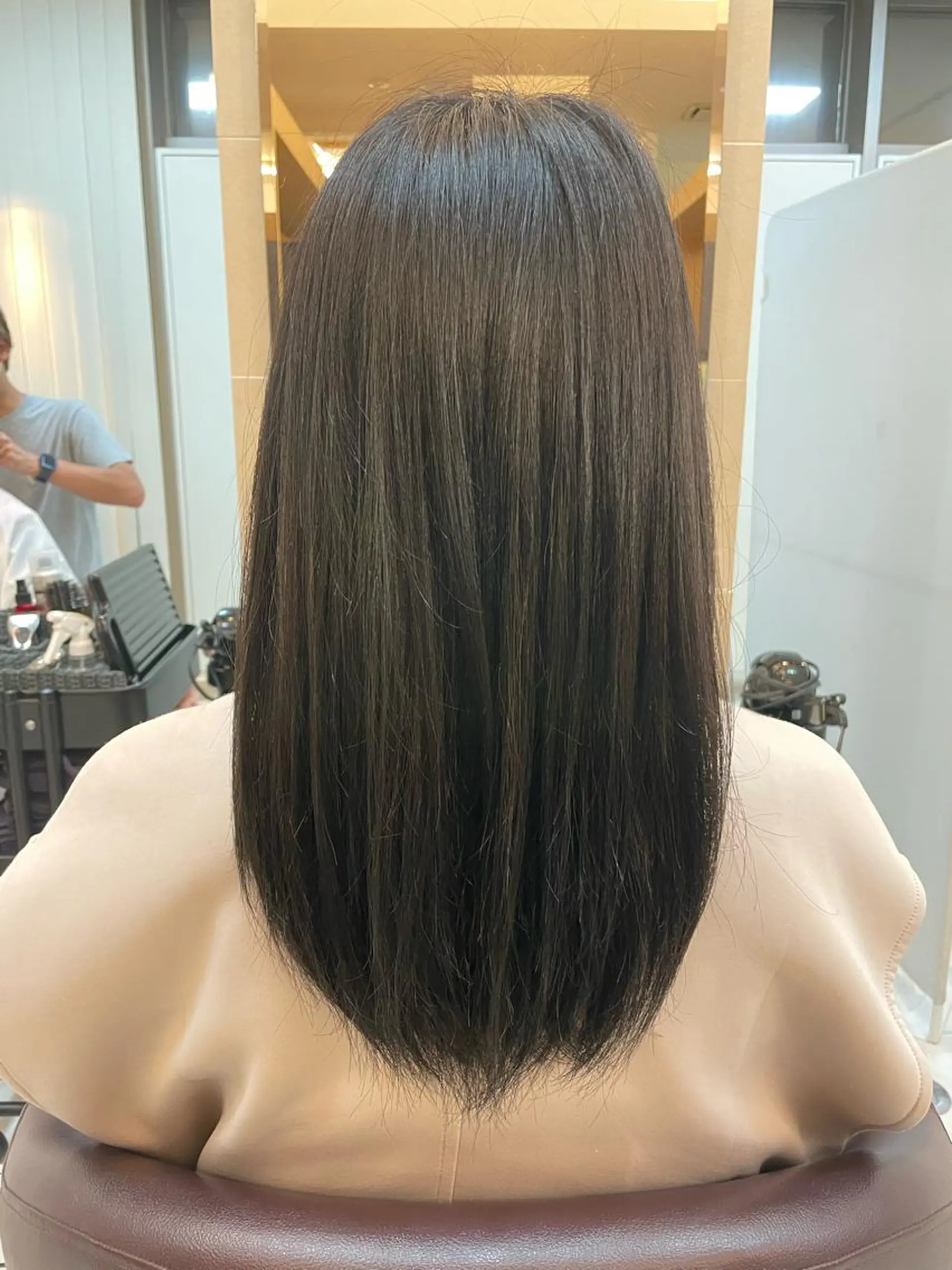 ロング カット ヘアカラー 新籾 尚哉のヘアスタイル