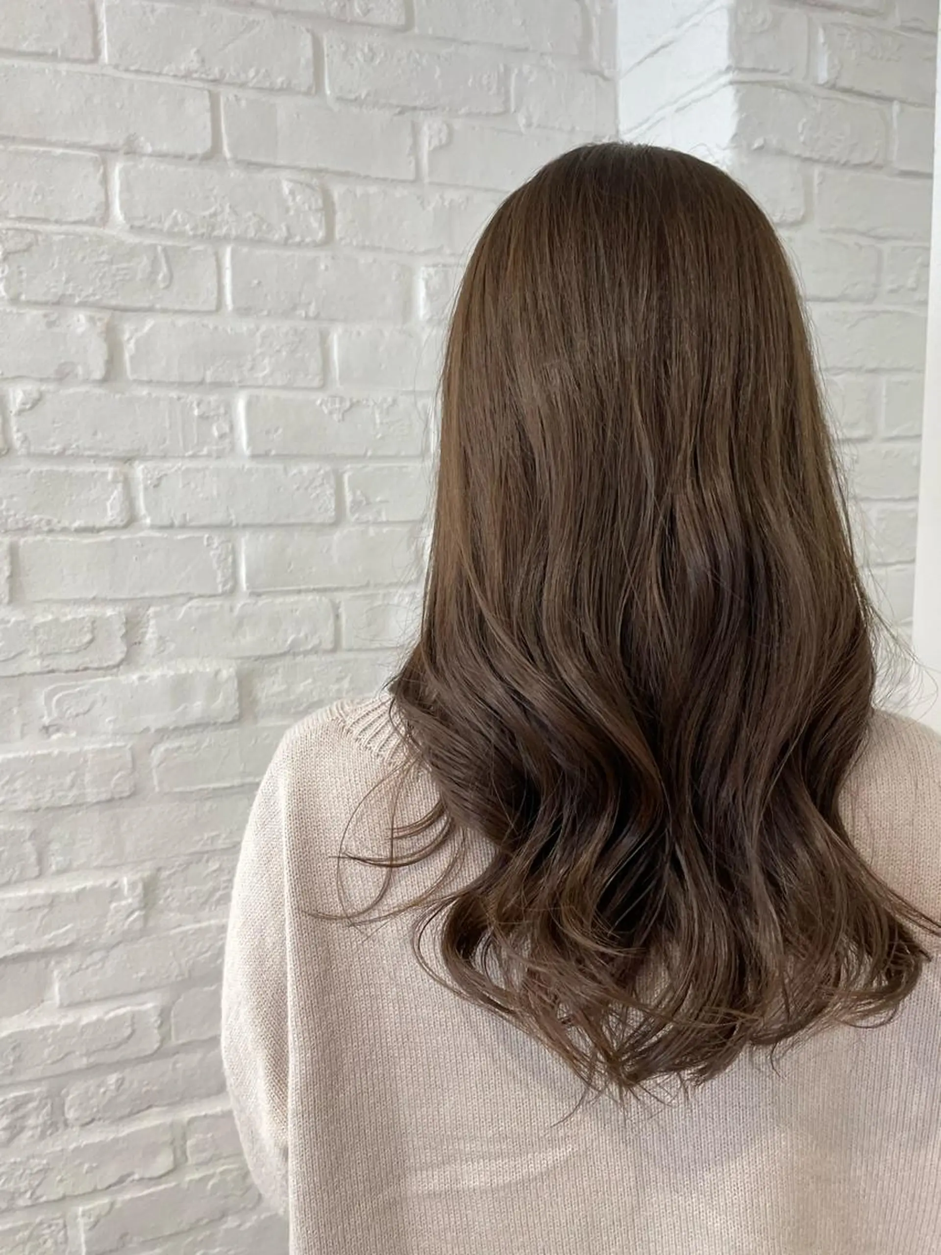 ロング カット ヘアカラー トリートメント 米津 優花のヘアスタイル