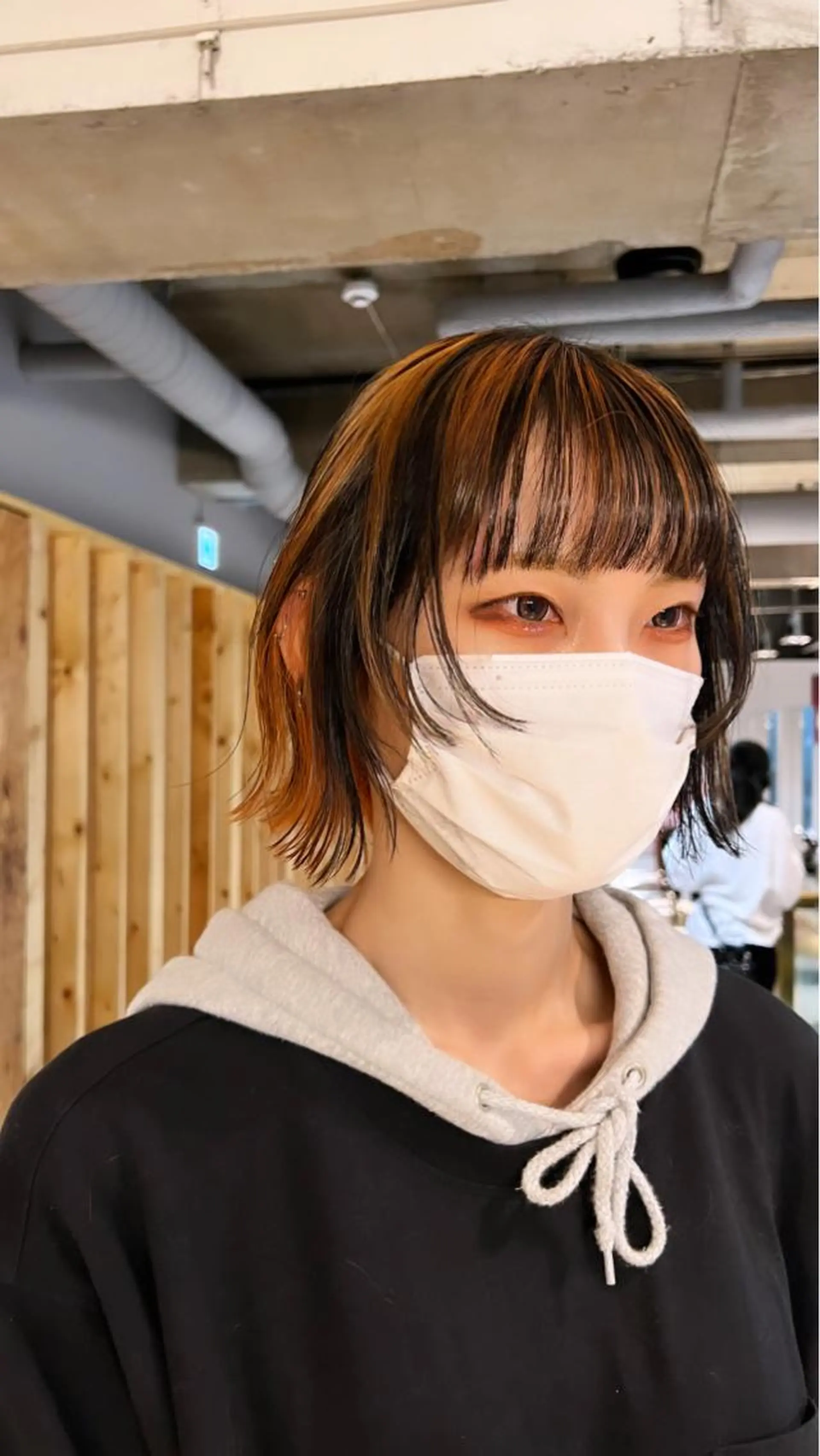 ミディアム カラー カット ヘアカラー トリートメント よしだ とおいのヘアスタイル