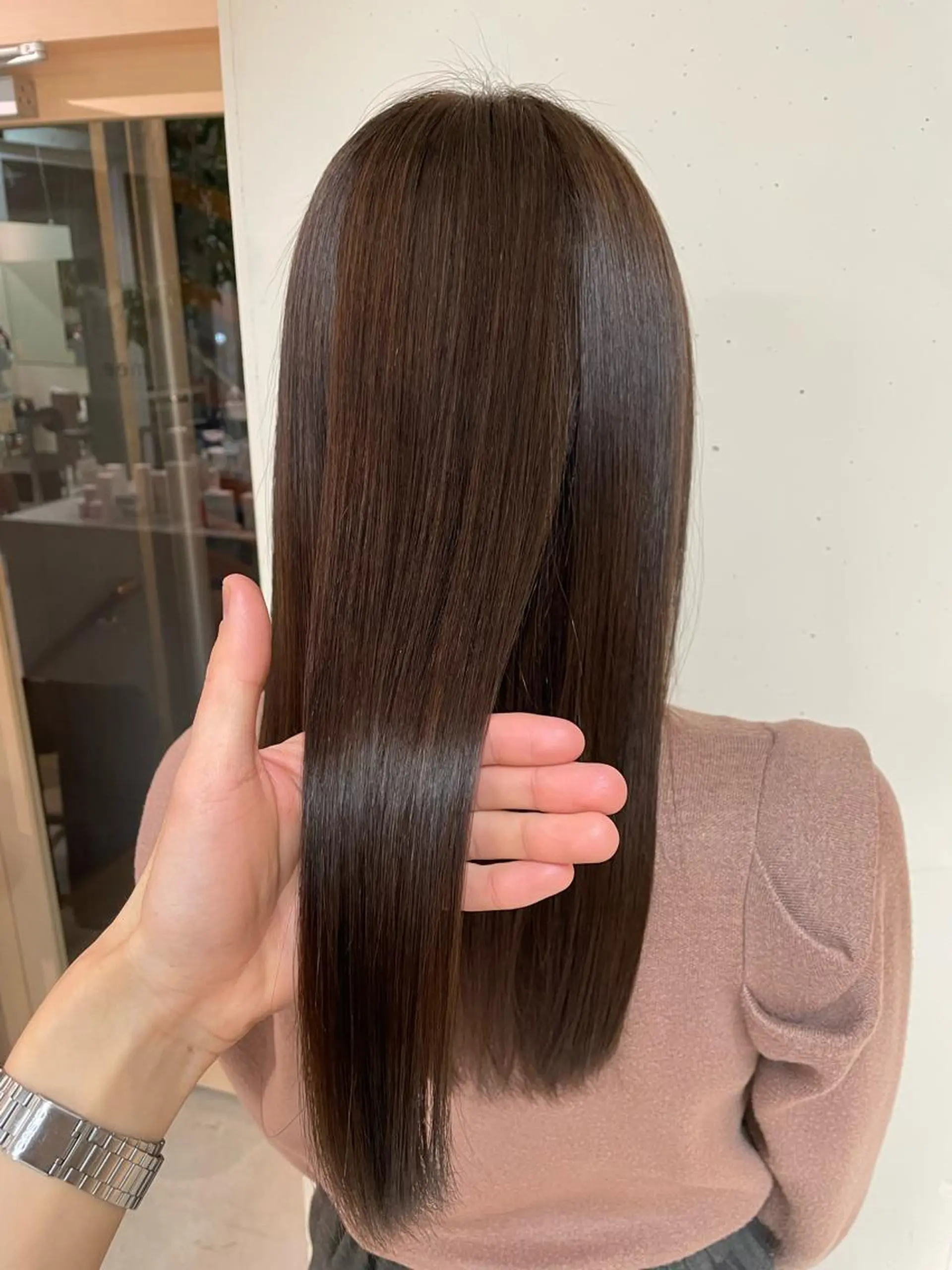 ロング mee.浦和店所属・浦和指名率No.1 ショート特化美容師のヘアスタイル