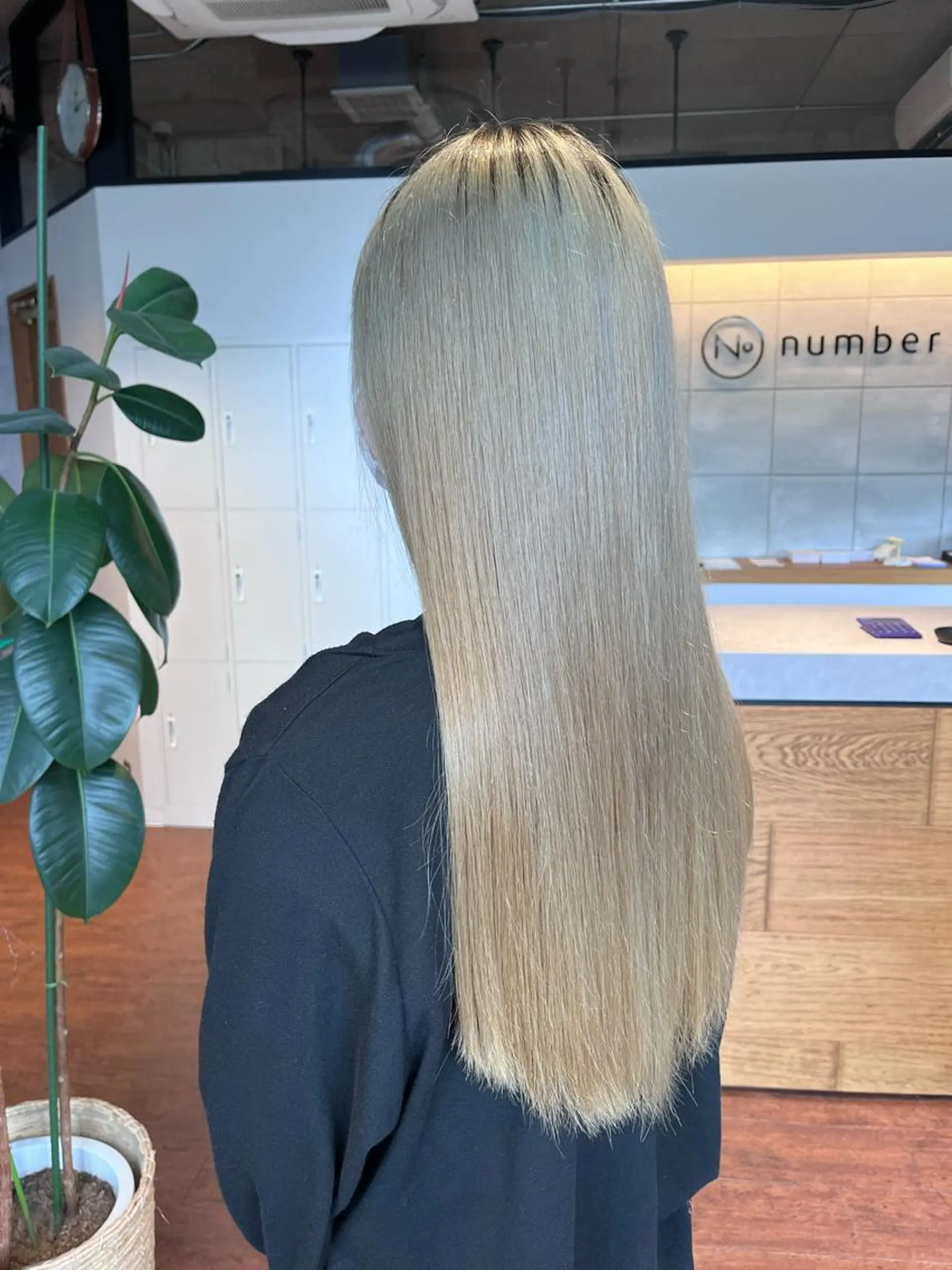 ロング トリートメント ブリーチ/暖色❤️ 岸谷真幸のヘアスタイル