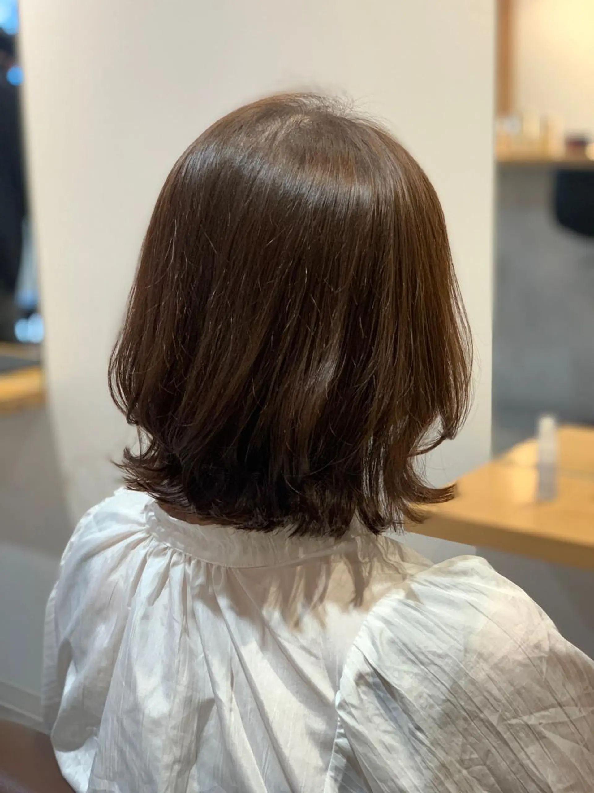ミディアム MIA 菅原のヘアスタイル