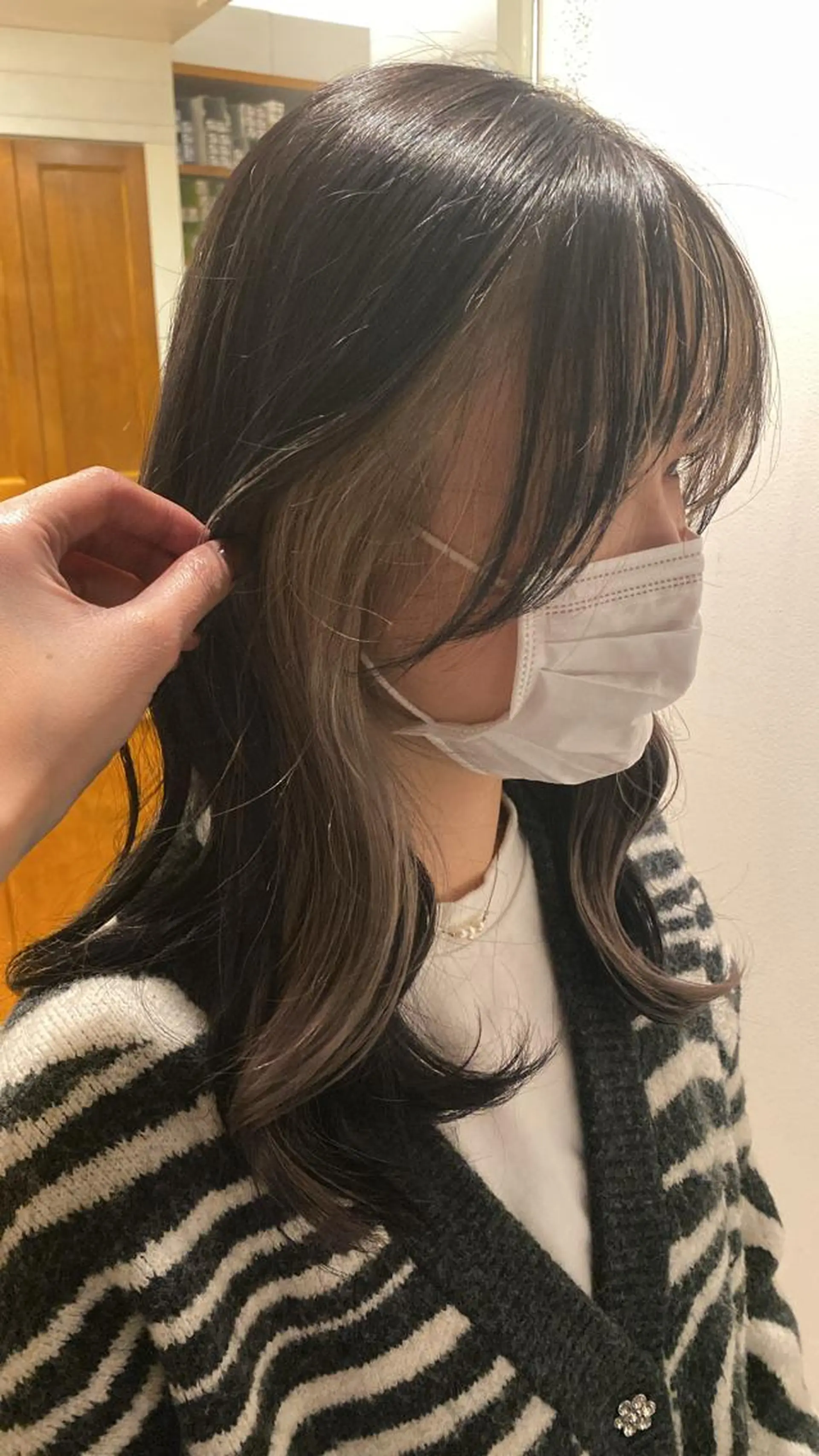 カラー インナーカラー カット ヘアカラー colors Island所属・軍司 美夏のヘアスタイル