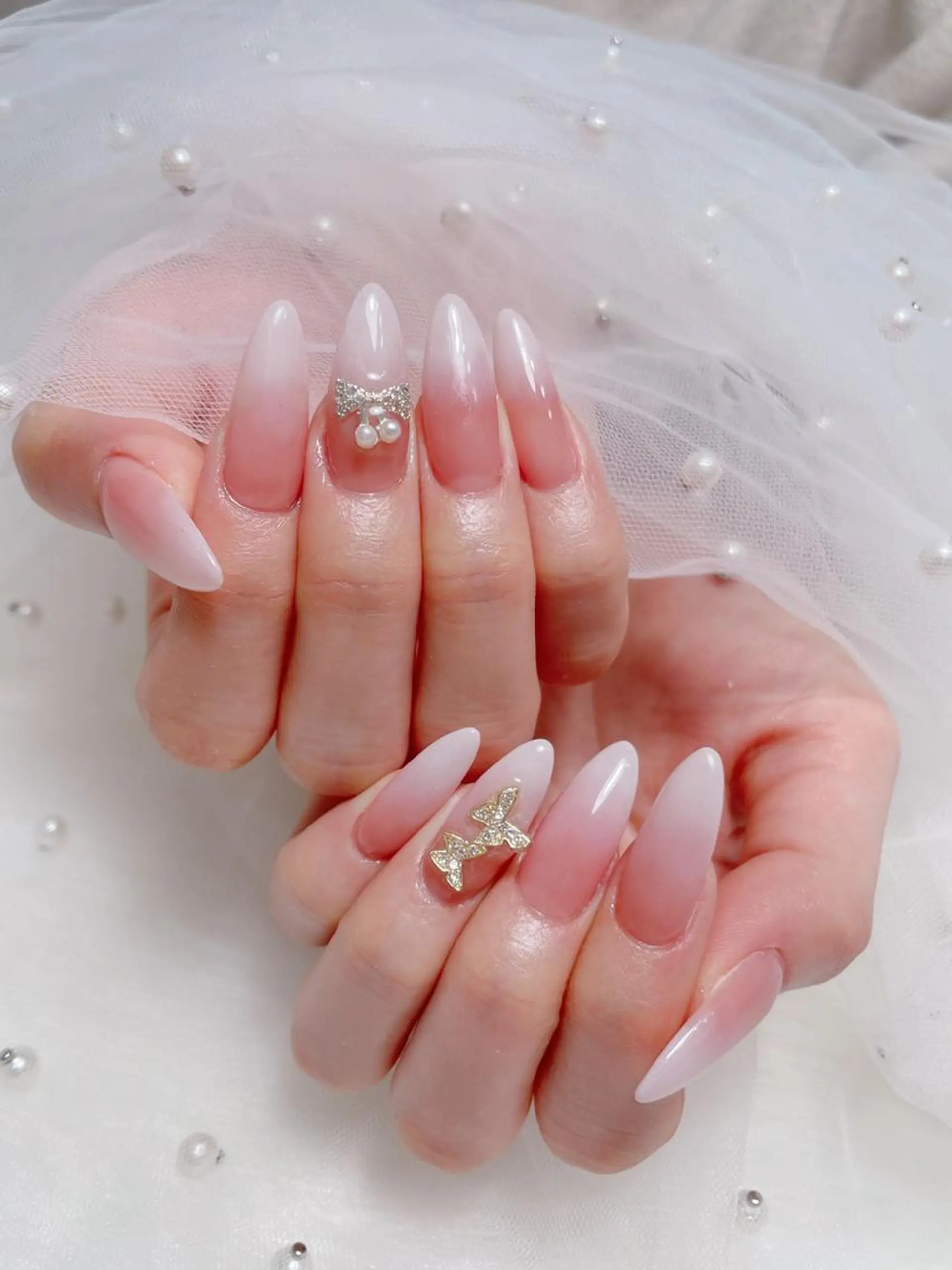 ネイル ハンドネイル 桃山 莉緒のネイルデザイン