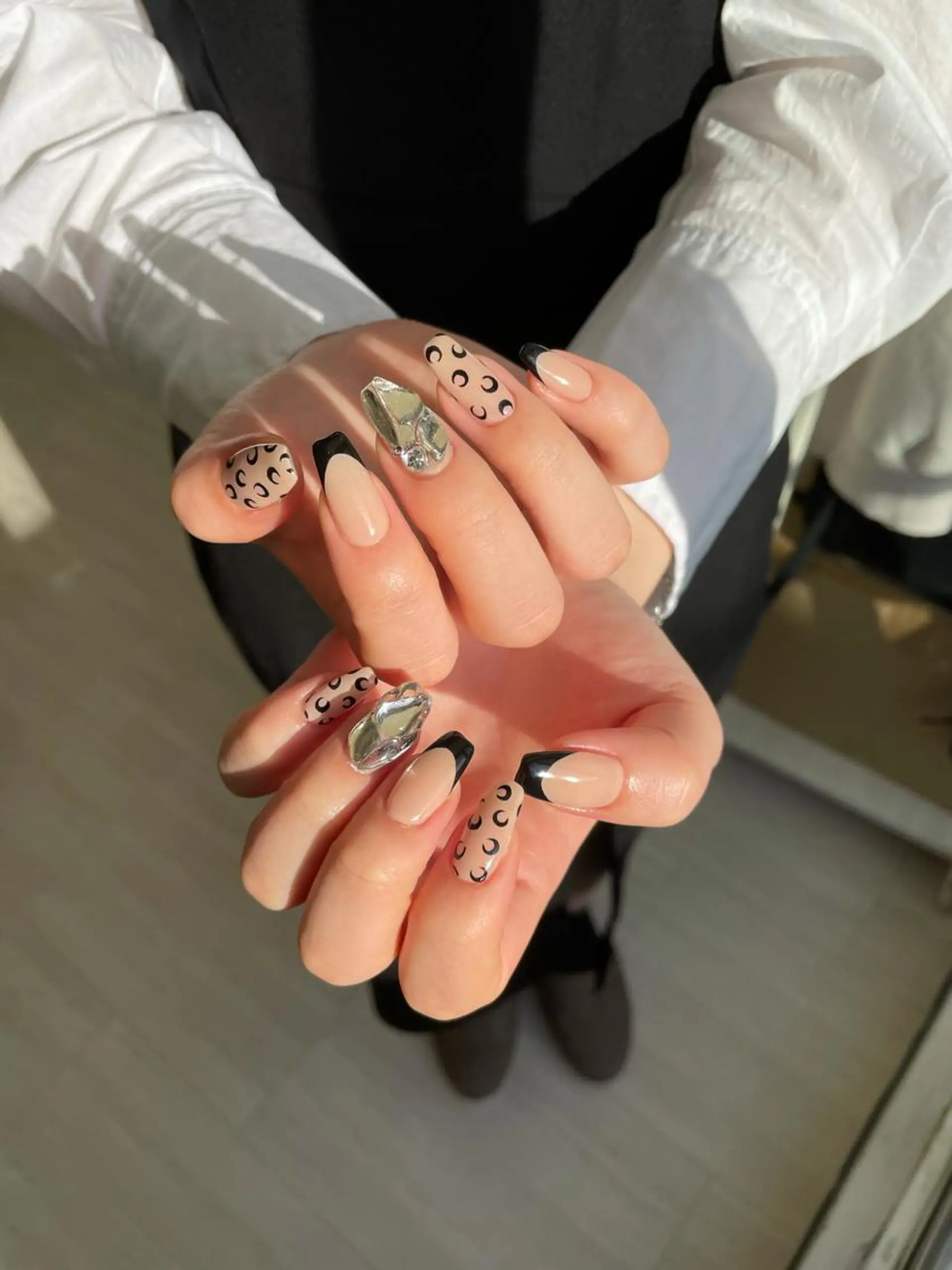 ネイル ハンドネイル Hisaka Mikiのネイルデザイン