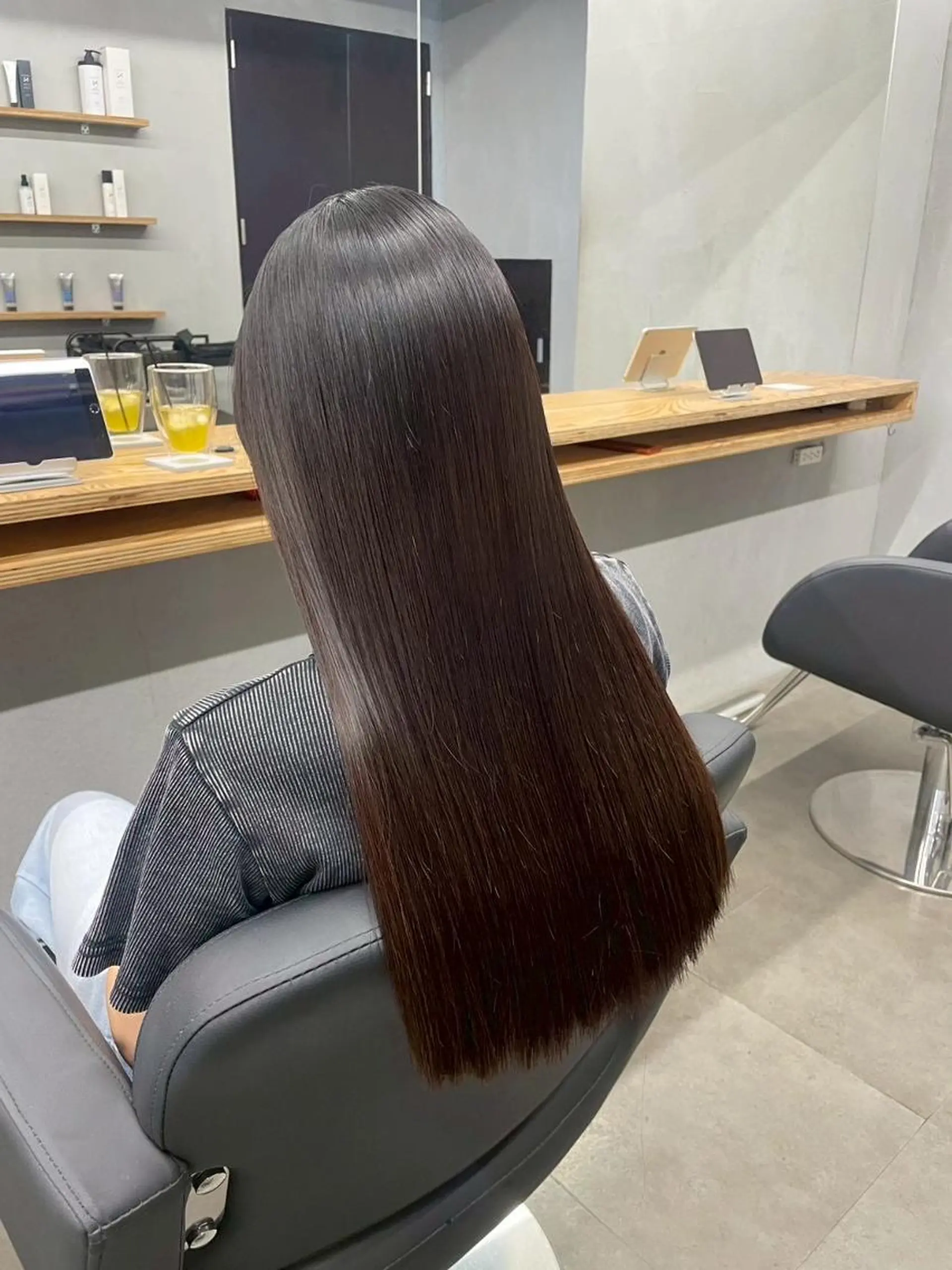 ロング カラー N 【エヌ】のヘアスタイル